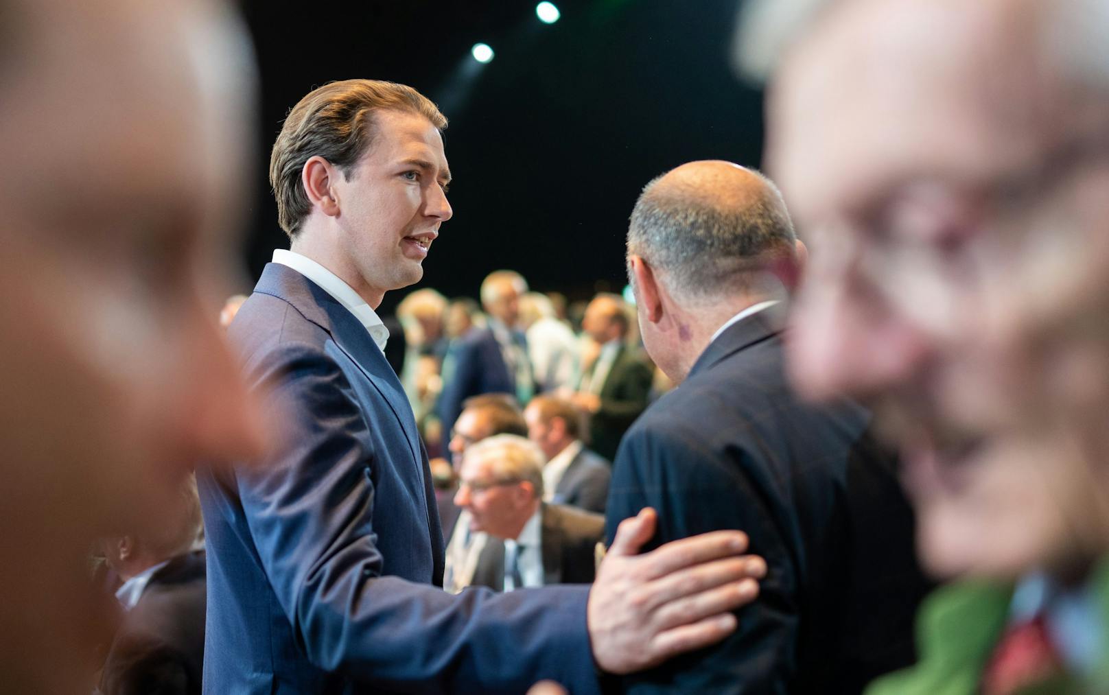 Am Parteitag der ÖVP kam Ex-Kanzler Sebastian Kurz zu einem viel beachtetet Gast-Auftritt.