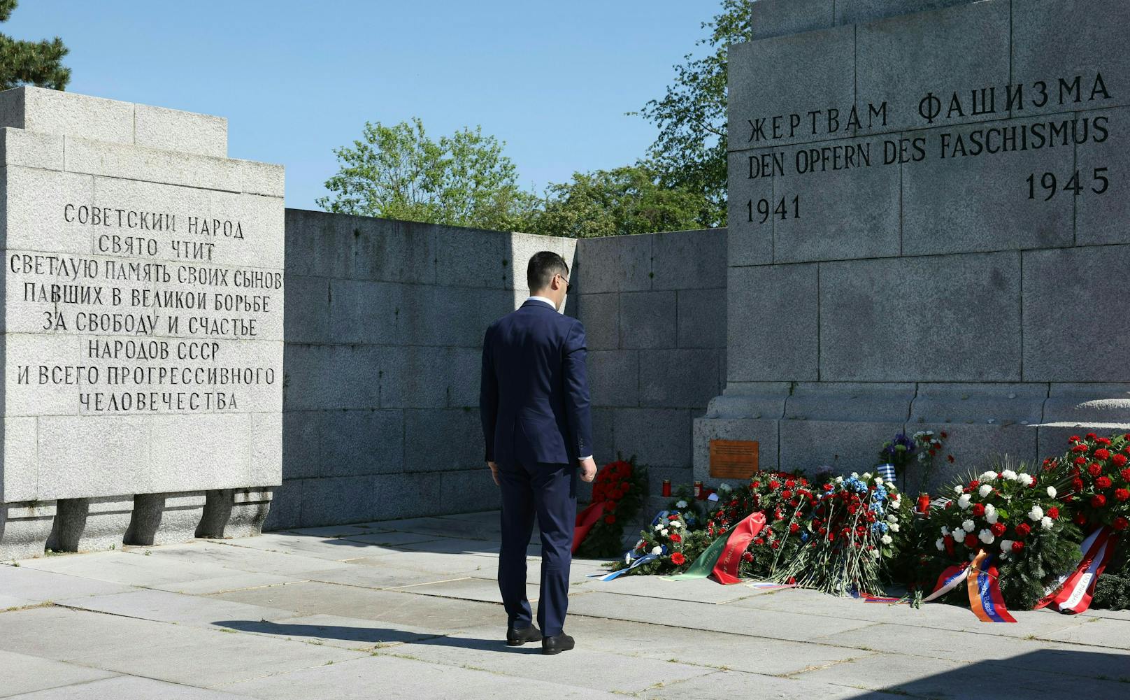 Der Botschafter von Armenien in Österreich, Armen Papikyan bei den Feierlichkeiten am 15. Mai.