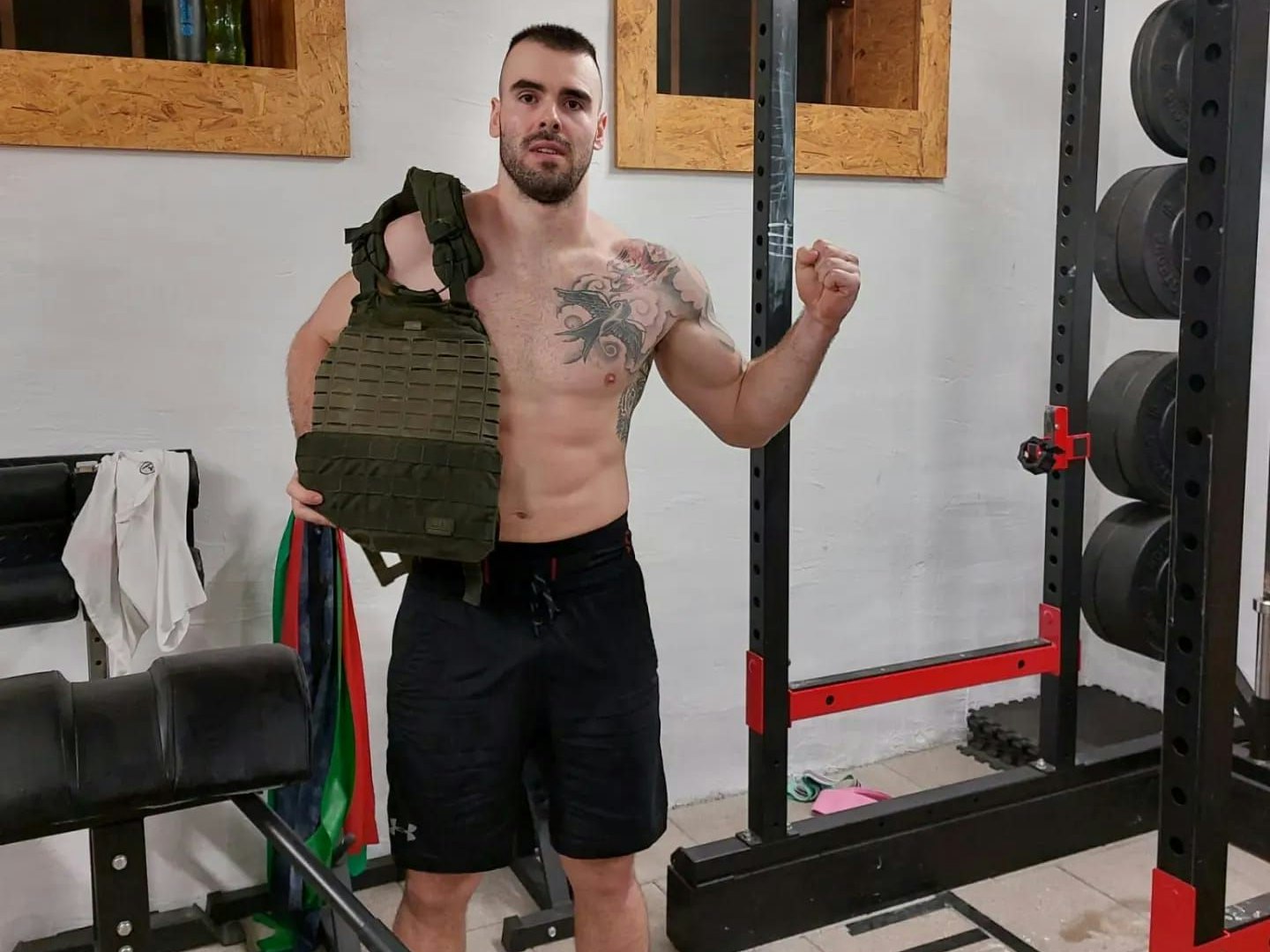 Fast 24 Stunden lang war Stefan Kniely im Einsatz: Der 30-jährige darf sich Weltrekordhalter nennen und sammelte gleichzeitig 12.000 Euro für die Kinderkrebshilfe.