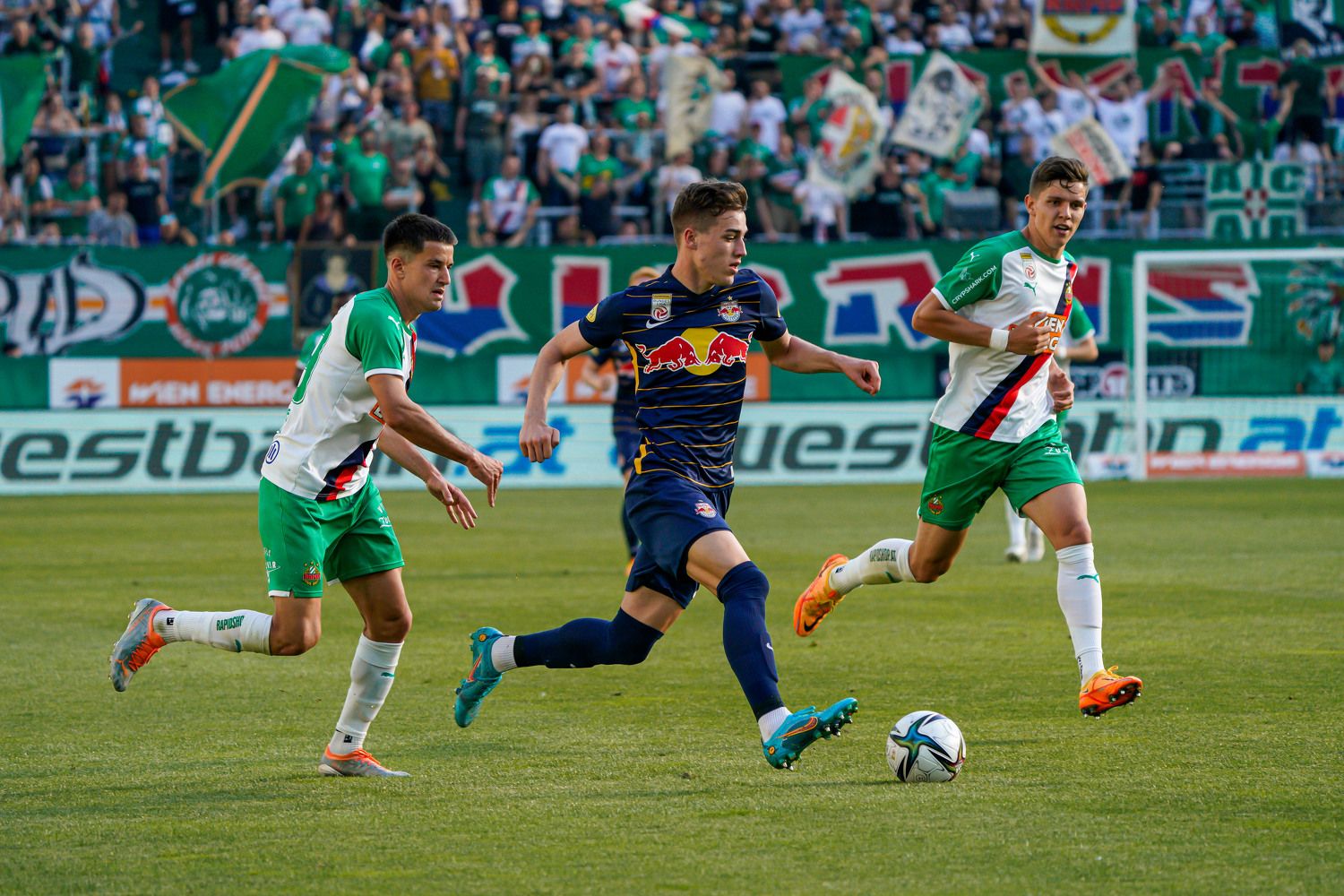 Luka Sucic schießt Salzburg in Wien zum Sieg.