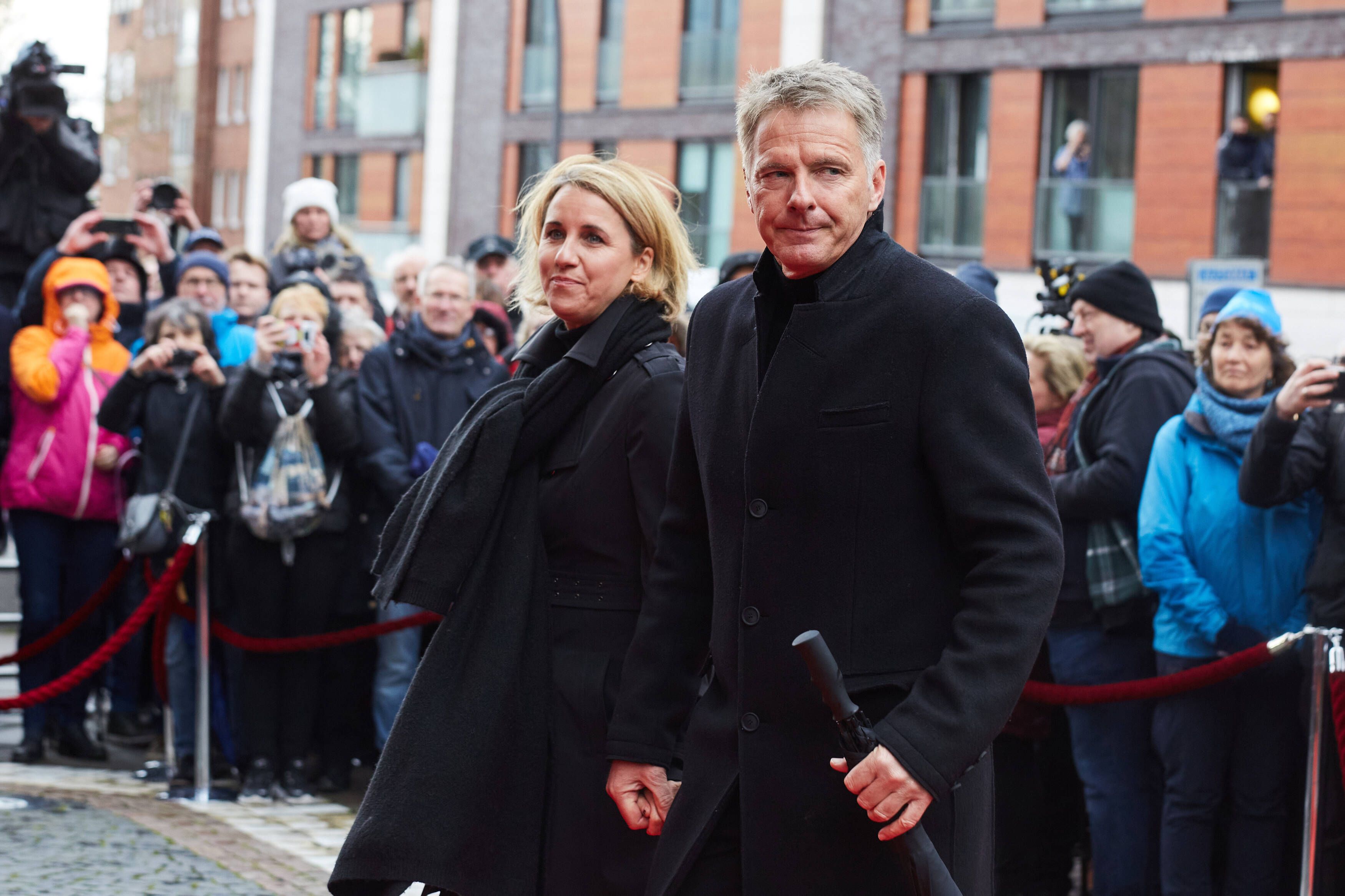 Ehe-Aus nach 16 Jahren - die Pilawas gehen jetzt getrennte Wege. Jörg Pilawa moderiert im ORF&nbsp; die 