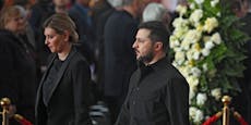 Selenski nimmt an Beerdigung von Ex-Präsident teil
