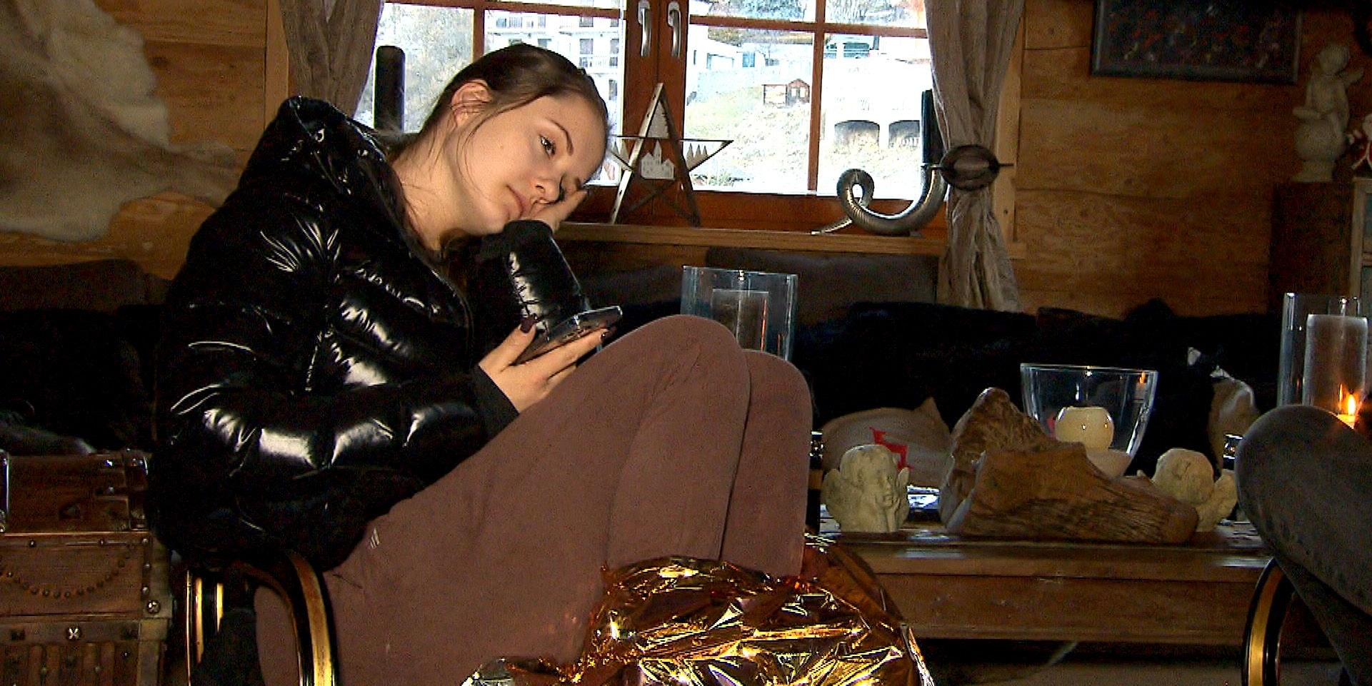 Es gibt keinen Strom und Davina reicht es langsam.