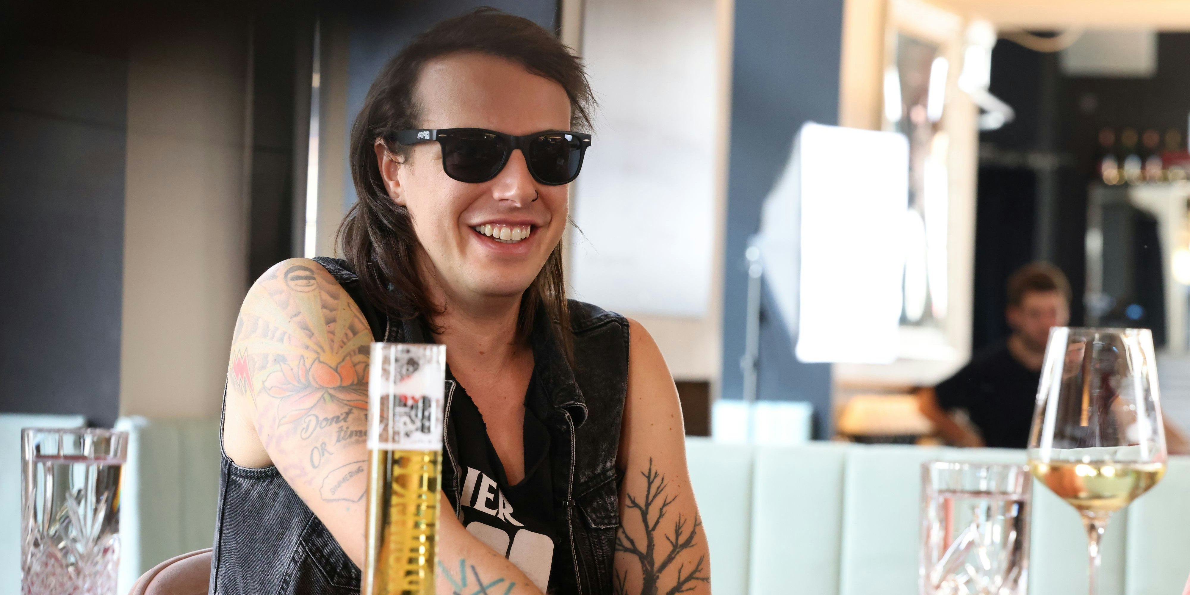 Marco Pogo steht demnächst mit seinem ersten eigenen Kabarett auf der Bühne. 