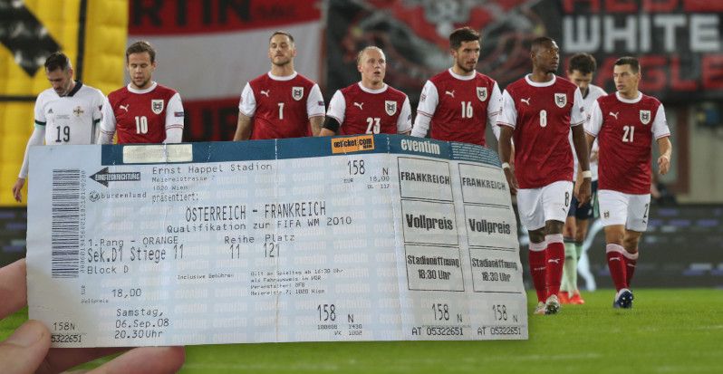 Das Ticket aus dem Jahr 2008 und das aktuelle Nationalteam.