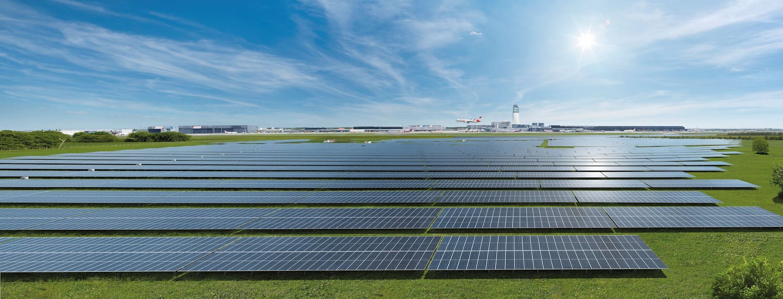 Österreichs größte Photovoltaikanlage mit 55.000 Solarpaneelen startet am Donnerstag auf dem Flughafen Wien erfolgreich die Stromproduktion.