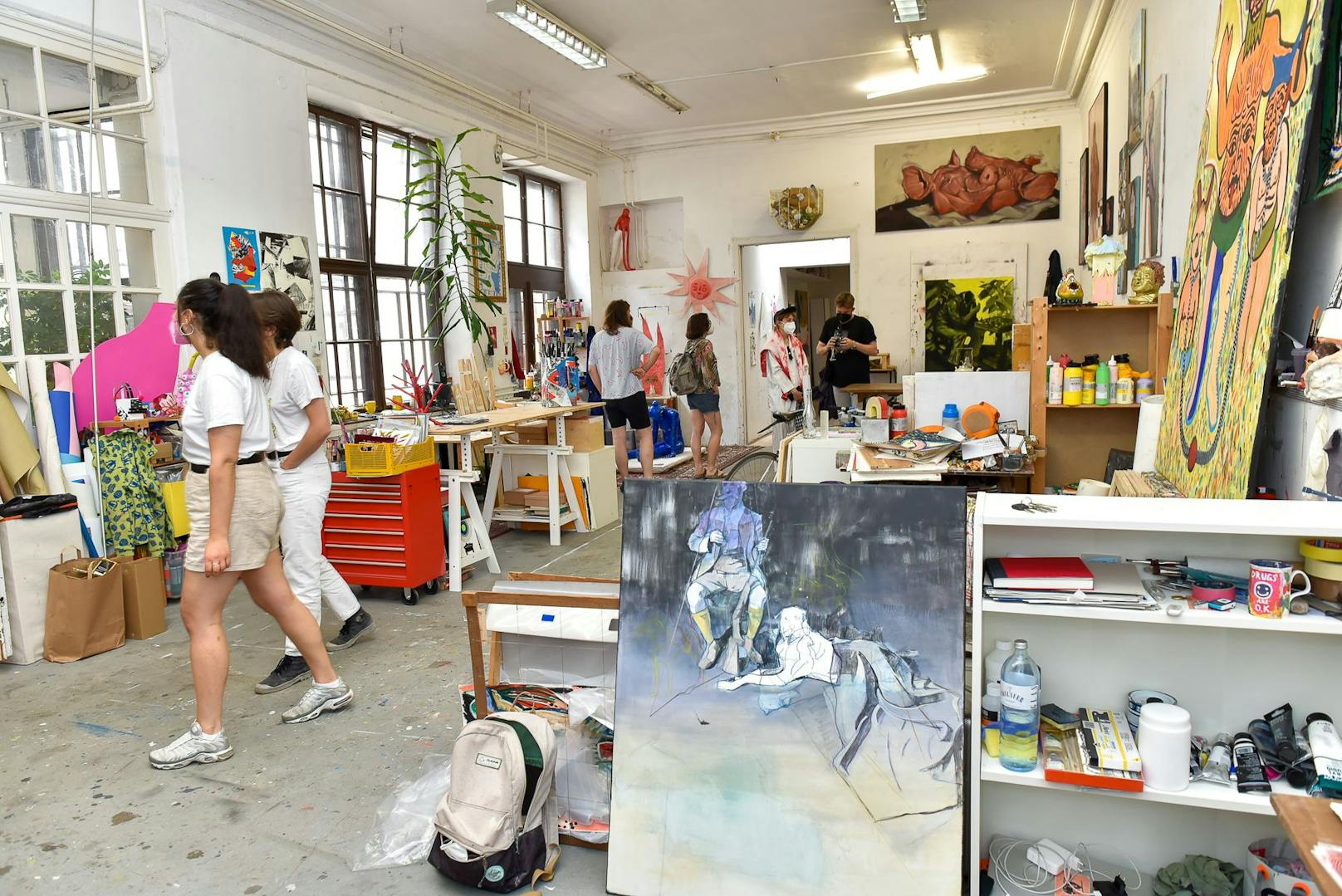 Beim "Grätzl Art Open" spazieren Kunst-Interessierte durch Ateliers, die sonst nicht öffentlich zugänglich sind und treffen Künstler persönlich.