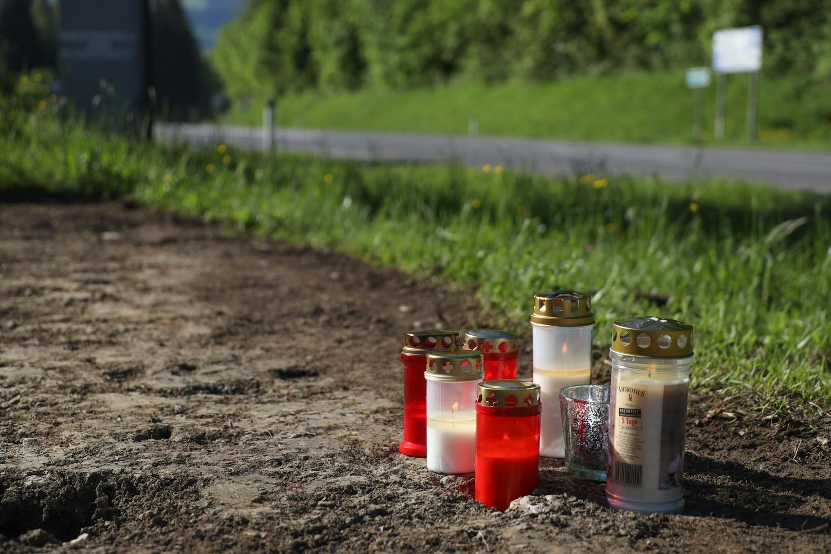 Zwischen Windischgarsten und Spital am Pyhrn starb in OÖ ein Mädchen (16) bei einem Unfall.