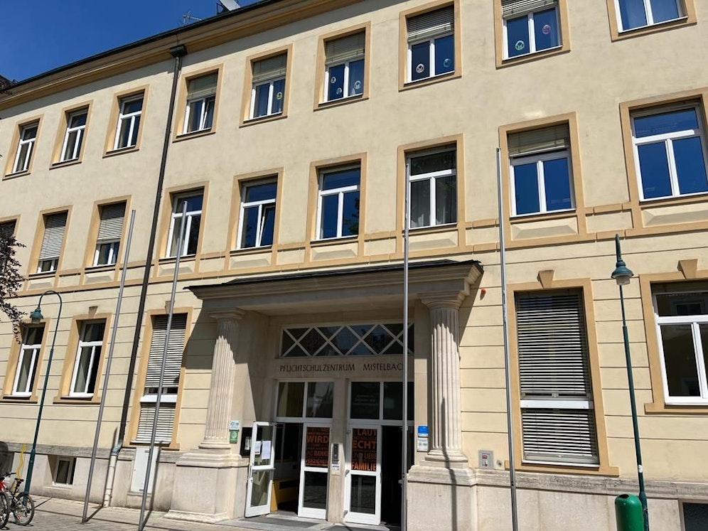 Ein Amoklauf in der NMS erschüttert Mistelbach.