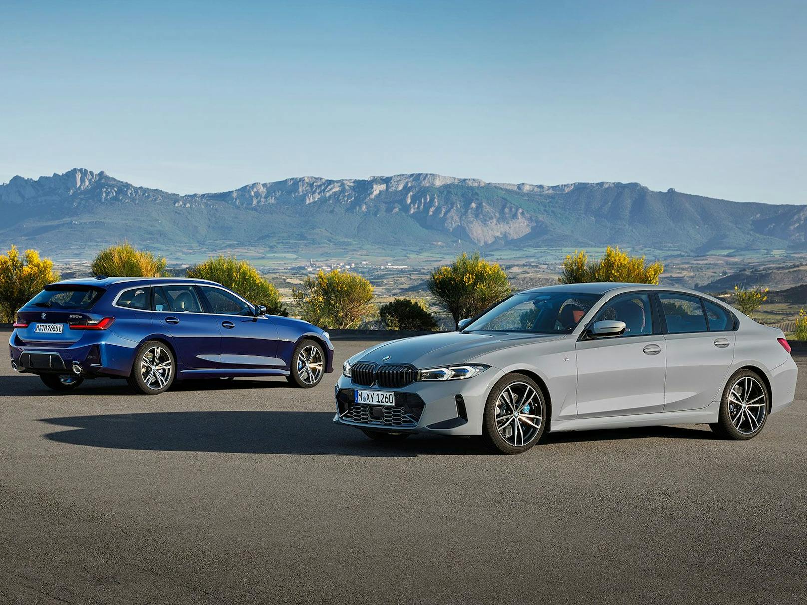 Limousine und Kombi der BMW 3er-Reihe zeigen sich ab Sommer noch dynamischer.