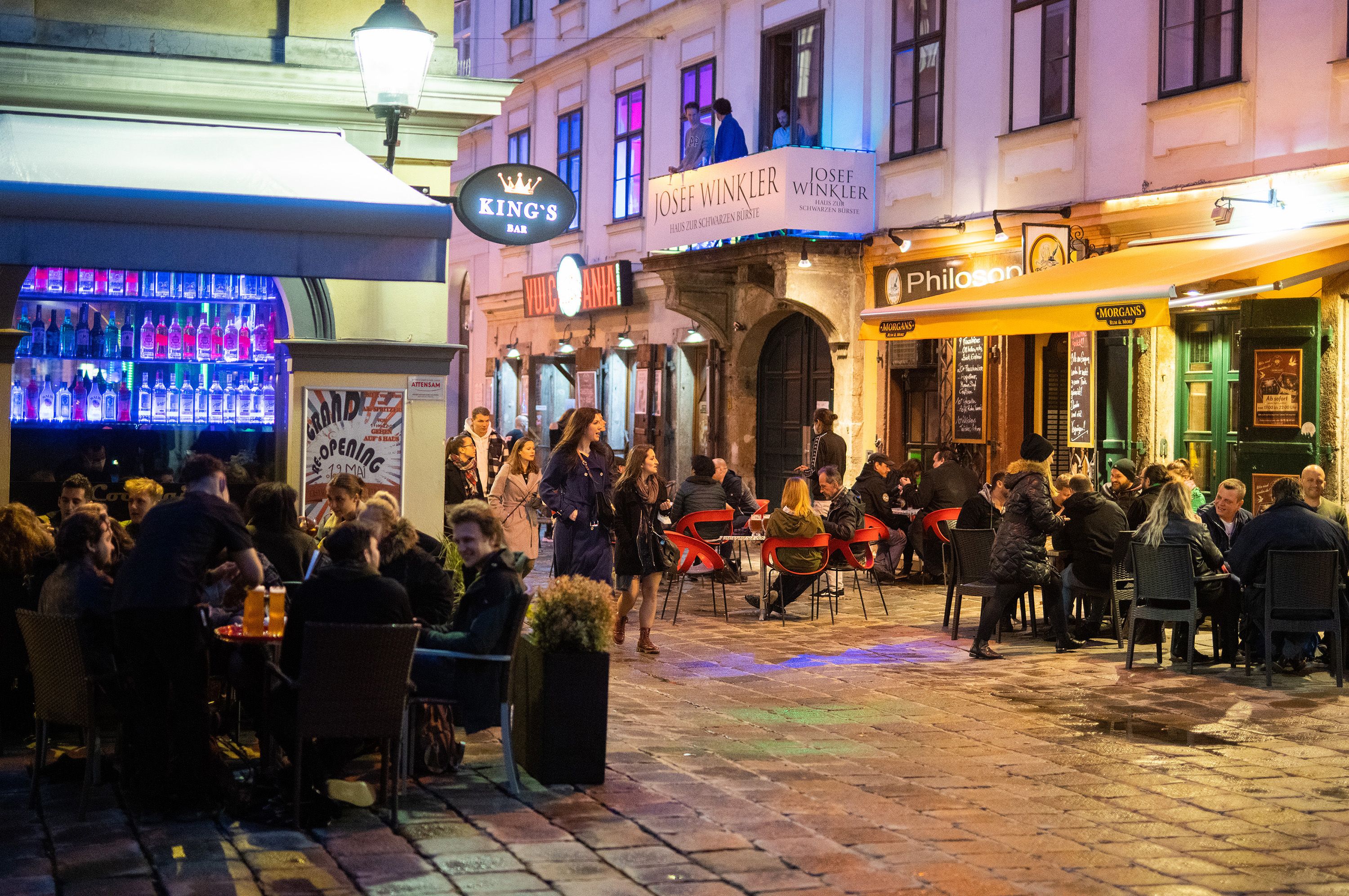 Übersicht auf eine Straßenecke im Wiener "Bermudadreieck" beim Schwedenplatz. (Symbolbild)