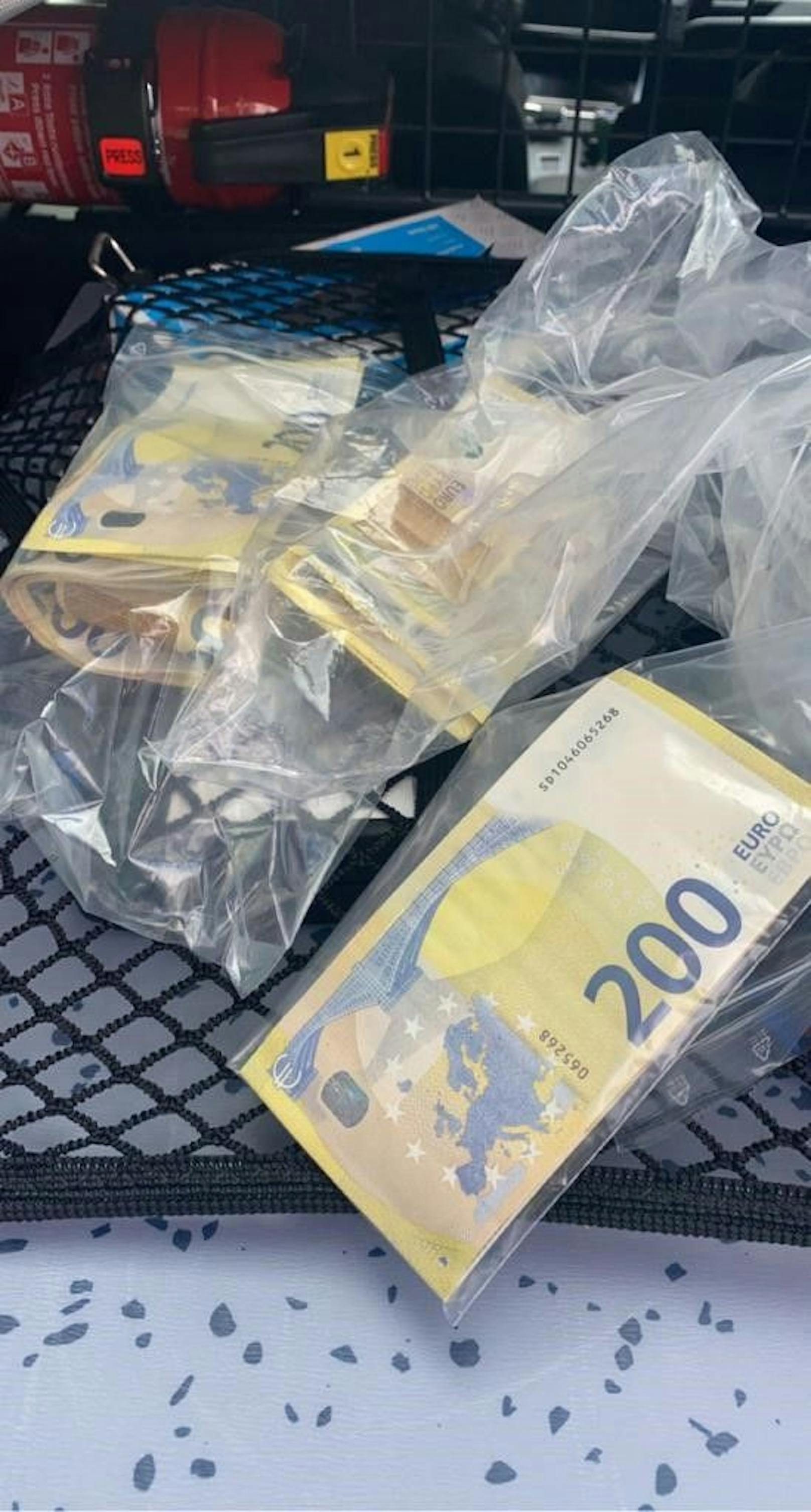 Polizei löst Rätsel um mysteriösen 50.000-€-Geldregen