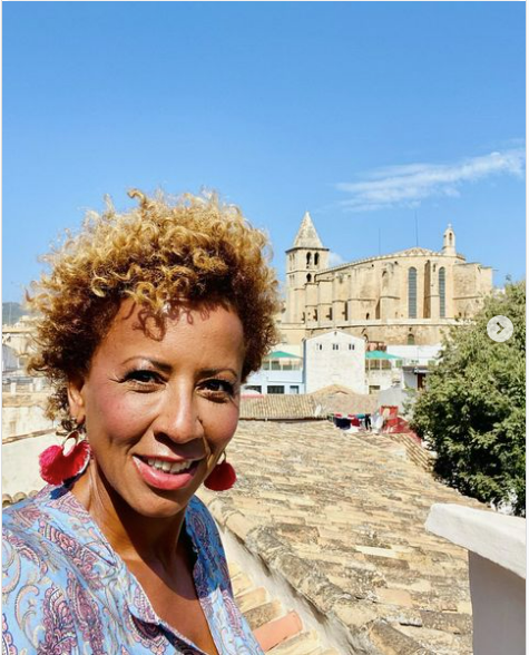 Arabella Kiesbauer macht gerade Urlaub