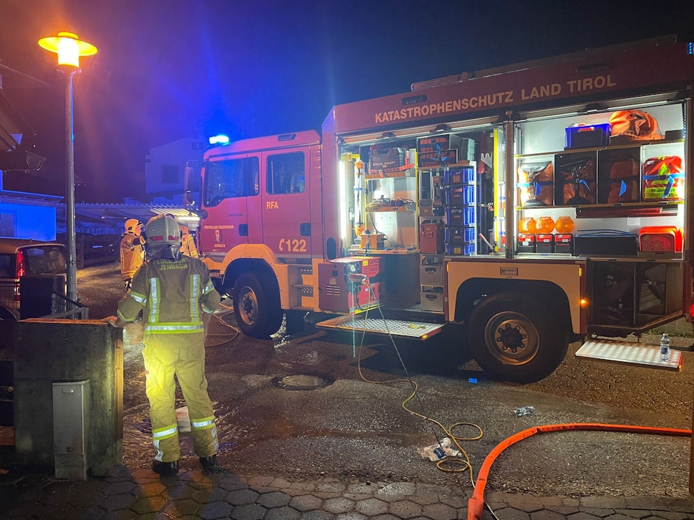 Unwetter sorgten für zahlreiche Feuerwehreinsätze in Tirol.