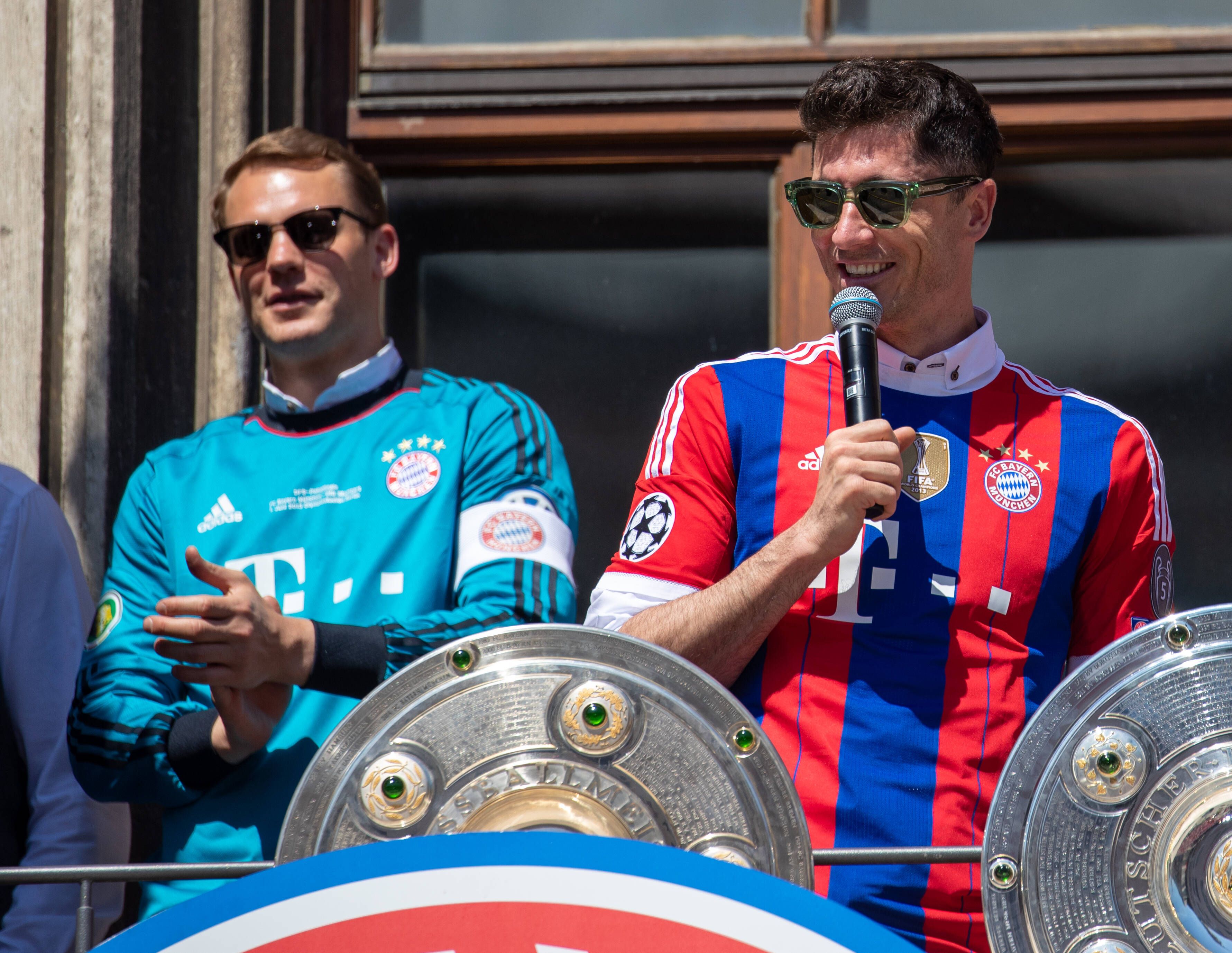 Robert Lewandowski möchte die Bayern verlassen, Kapitän Manuel Neuer meldet sich zu Wort. 