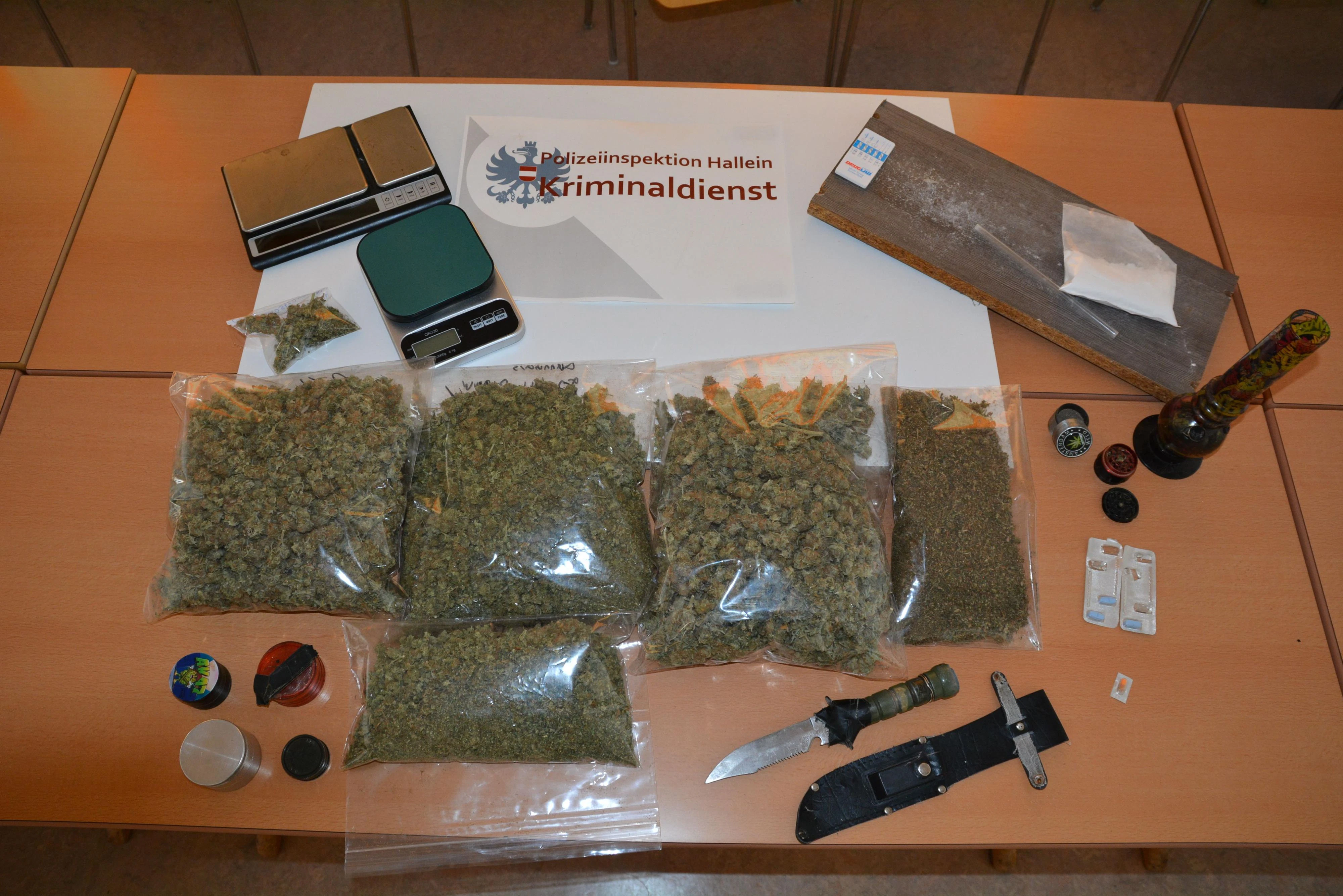 Ein strafunmündiger 13-Jähriger vertrieb Cannabiskraut aus seinem Kinderzimmer heraus.