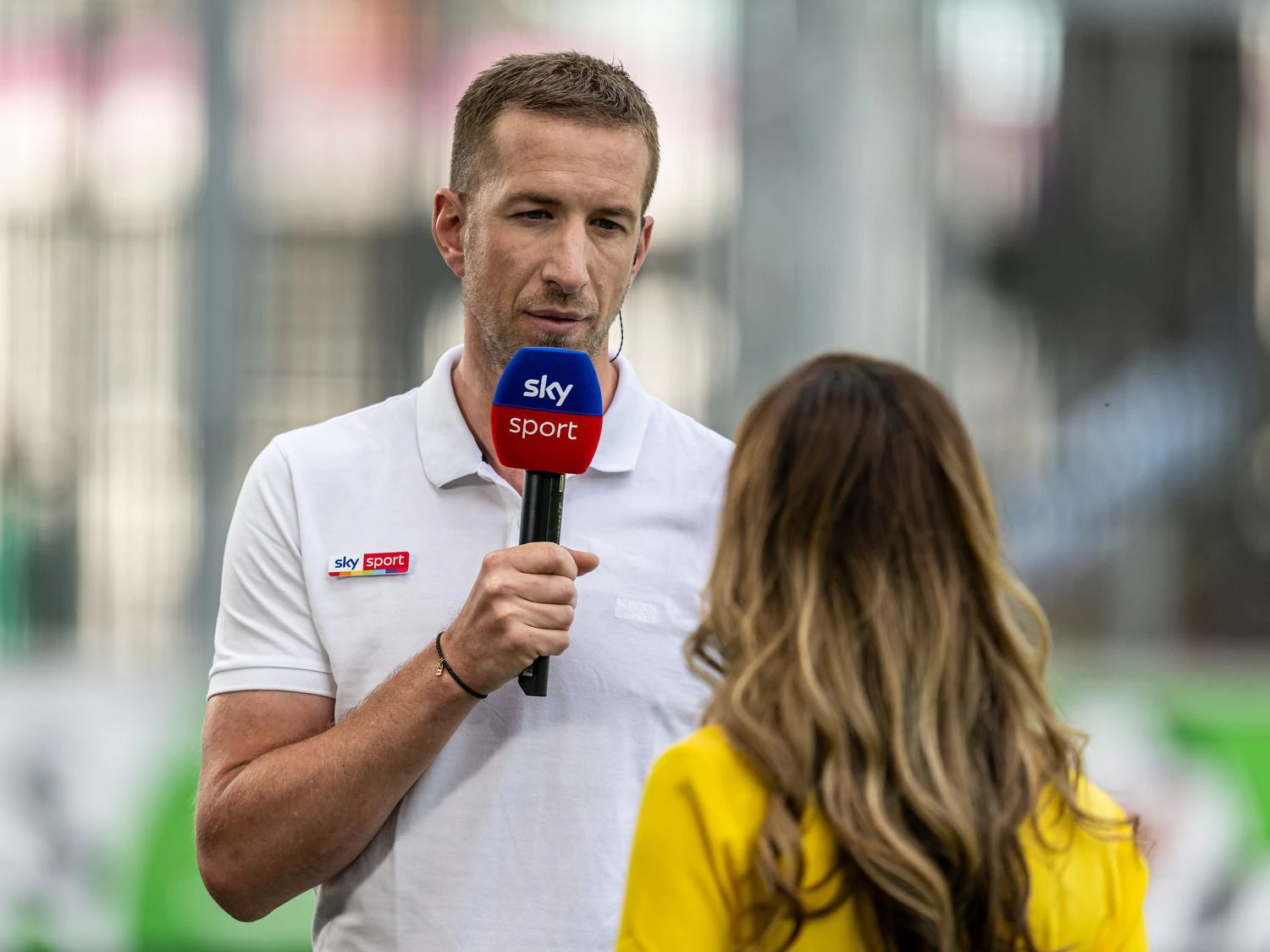 Marc Janko mit Sky-Moderatorin Kimberly Budinsky.