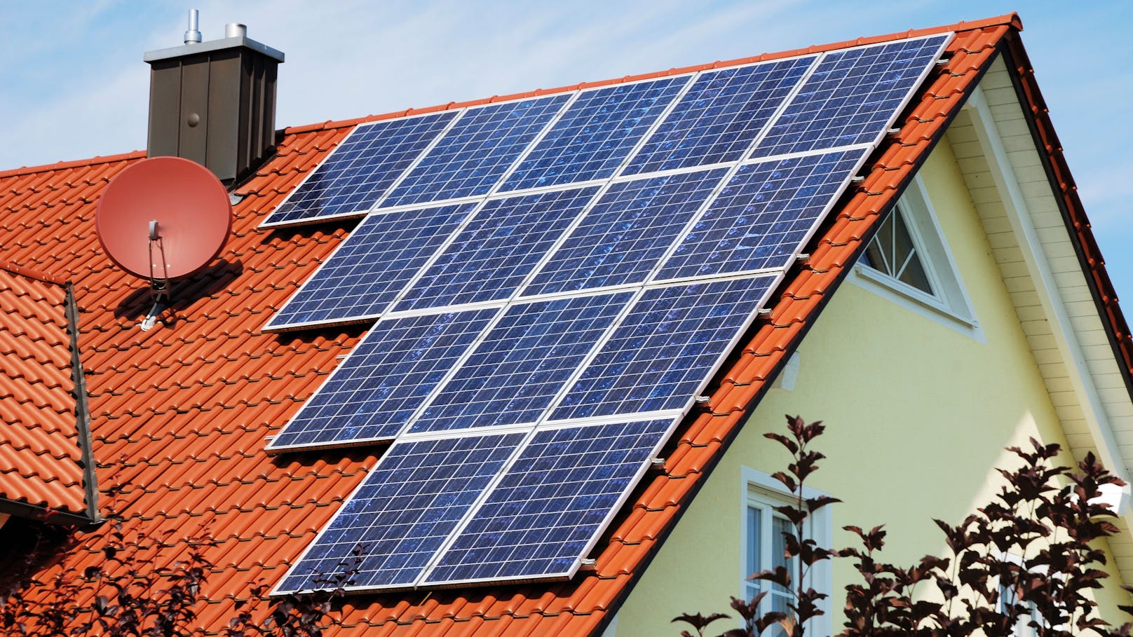 AK-Tipp – Solar am Balkon dem Netzbetreiber melden