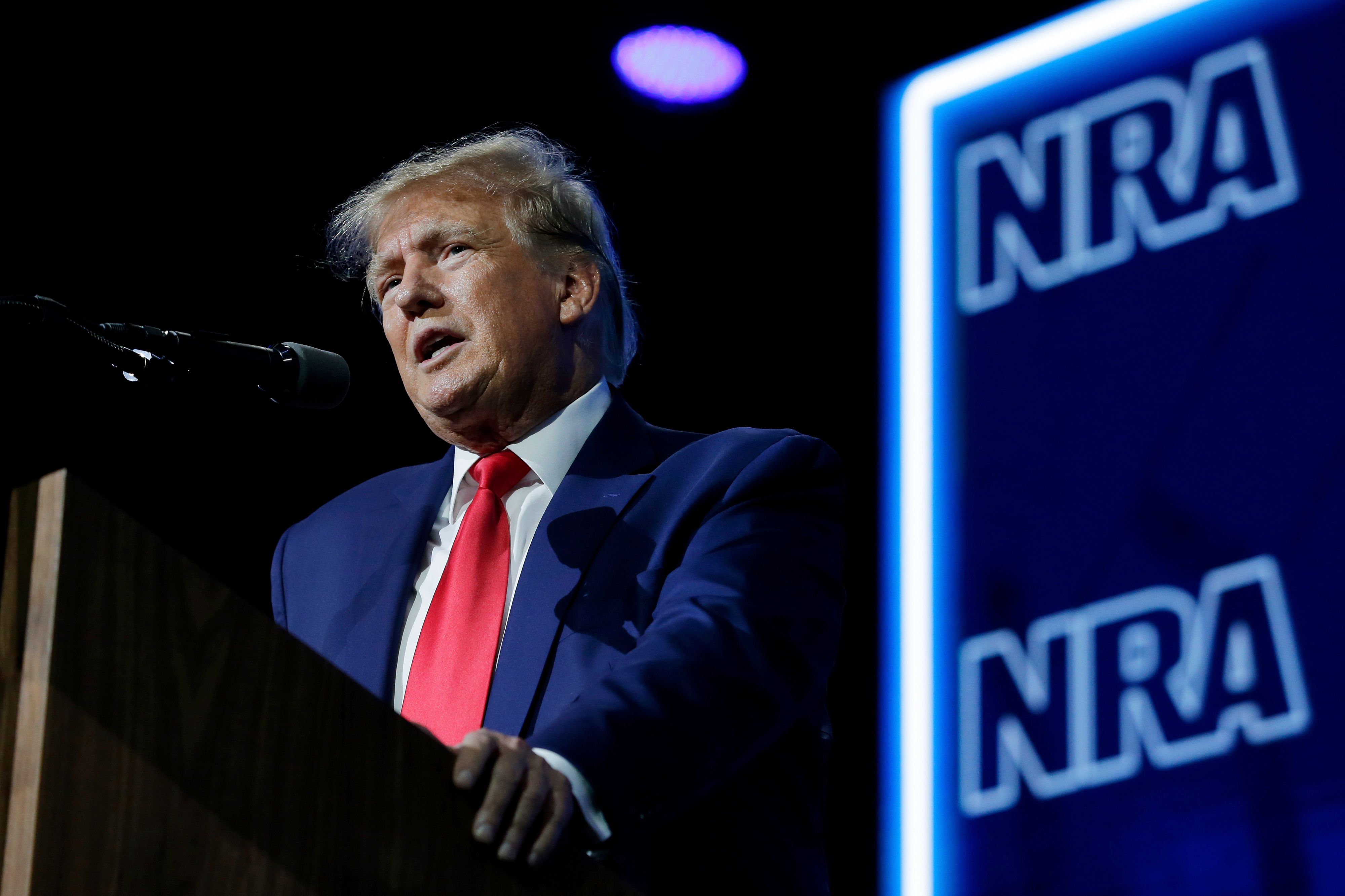 Donald Trump bei der Jahrestagung der mächtigen Waffenlobby National Rifle Association (NRA) in Houston