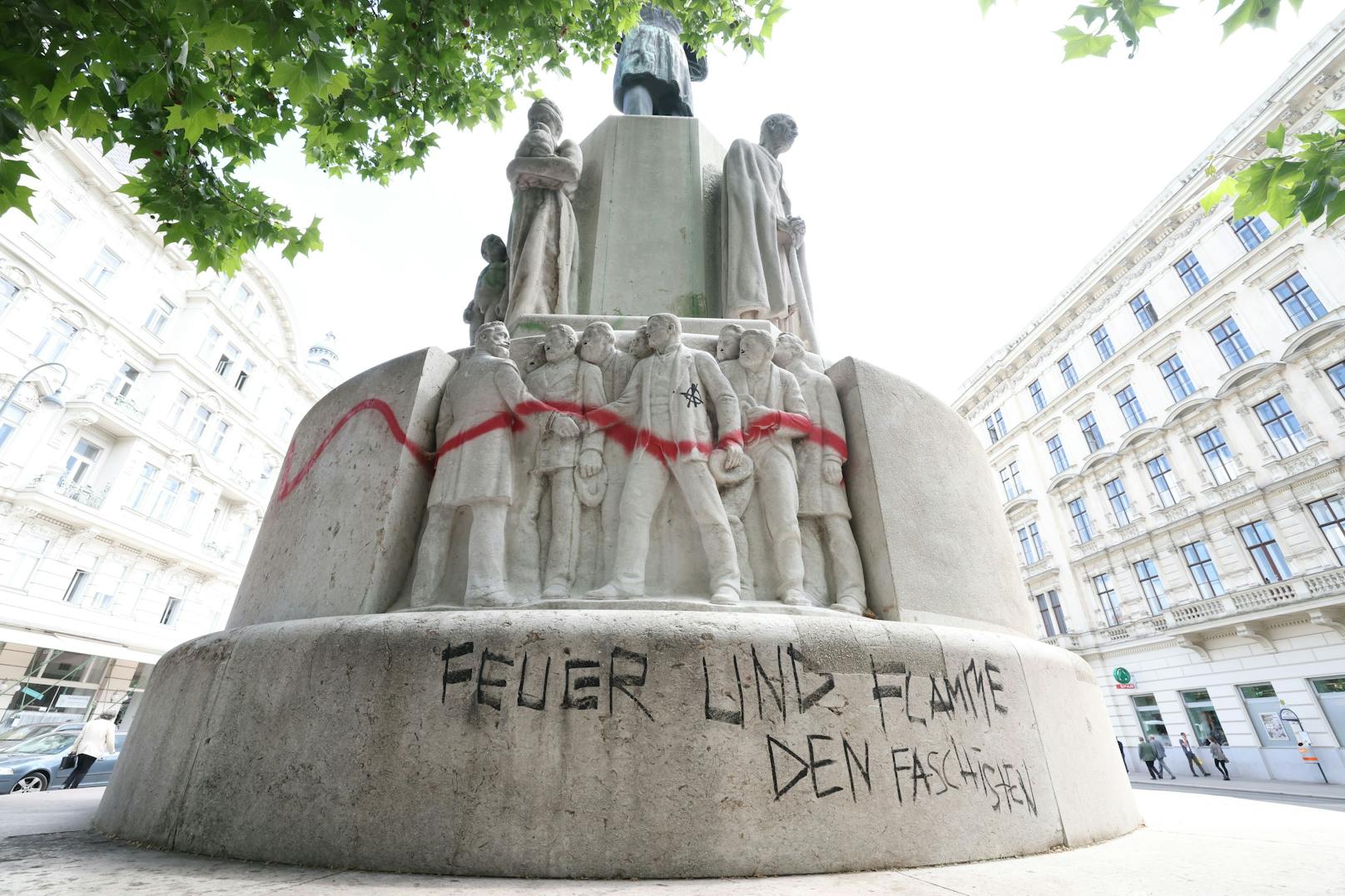 Ds umstrittene Denkmal in Wien ist um eine Facette reicher.