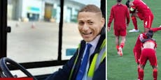 Bus-Spott - Brasilien-Star lacht Liverpool-Fans aus