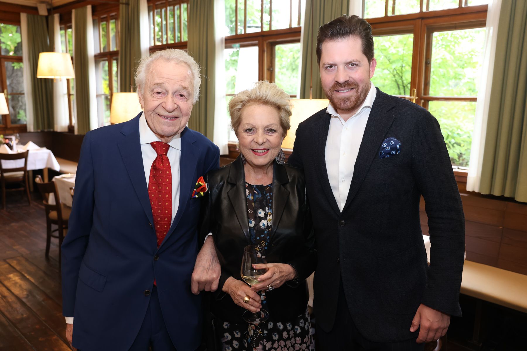 Daniel Serafin mit Mama und Papa