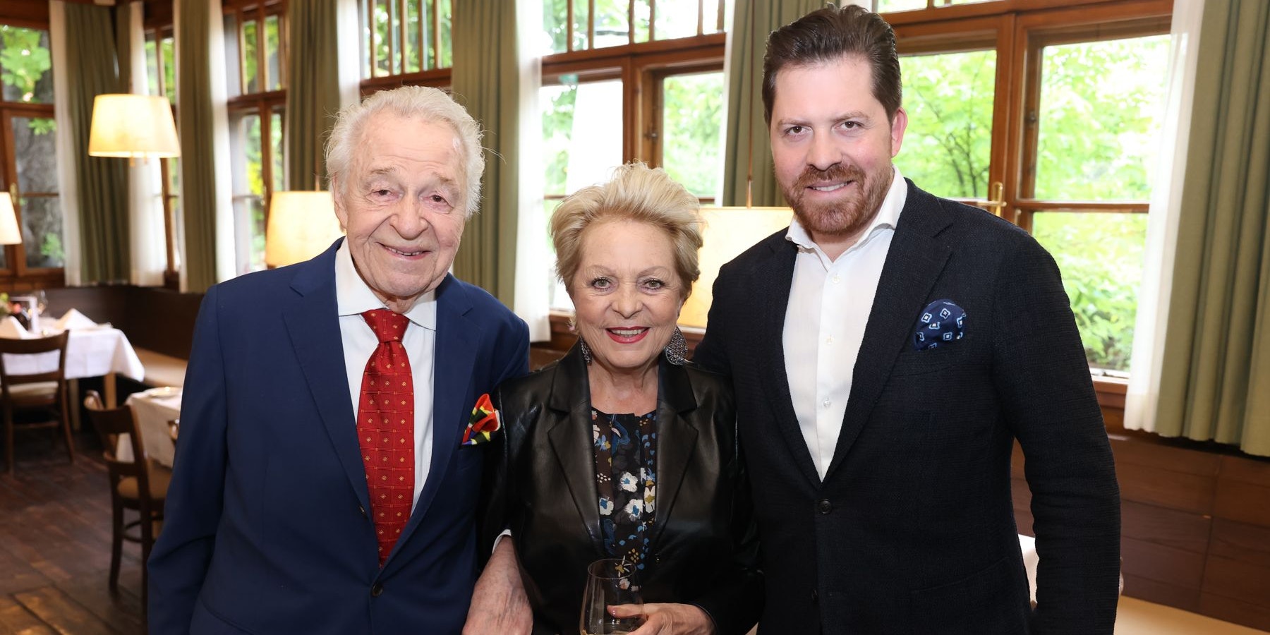 Daniel Serafin mit Mama und Papa