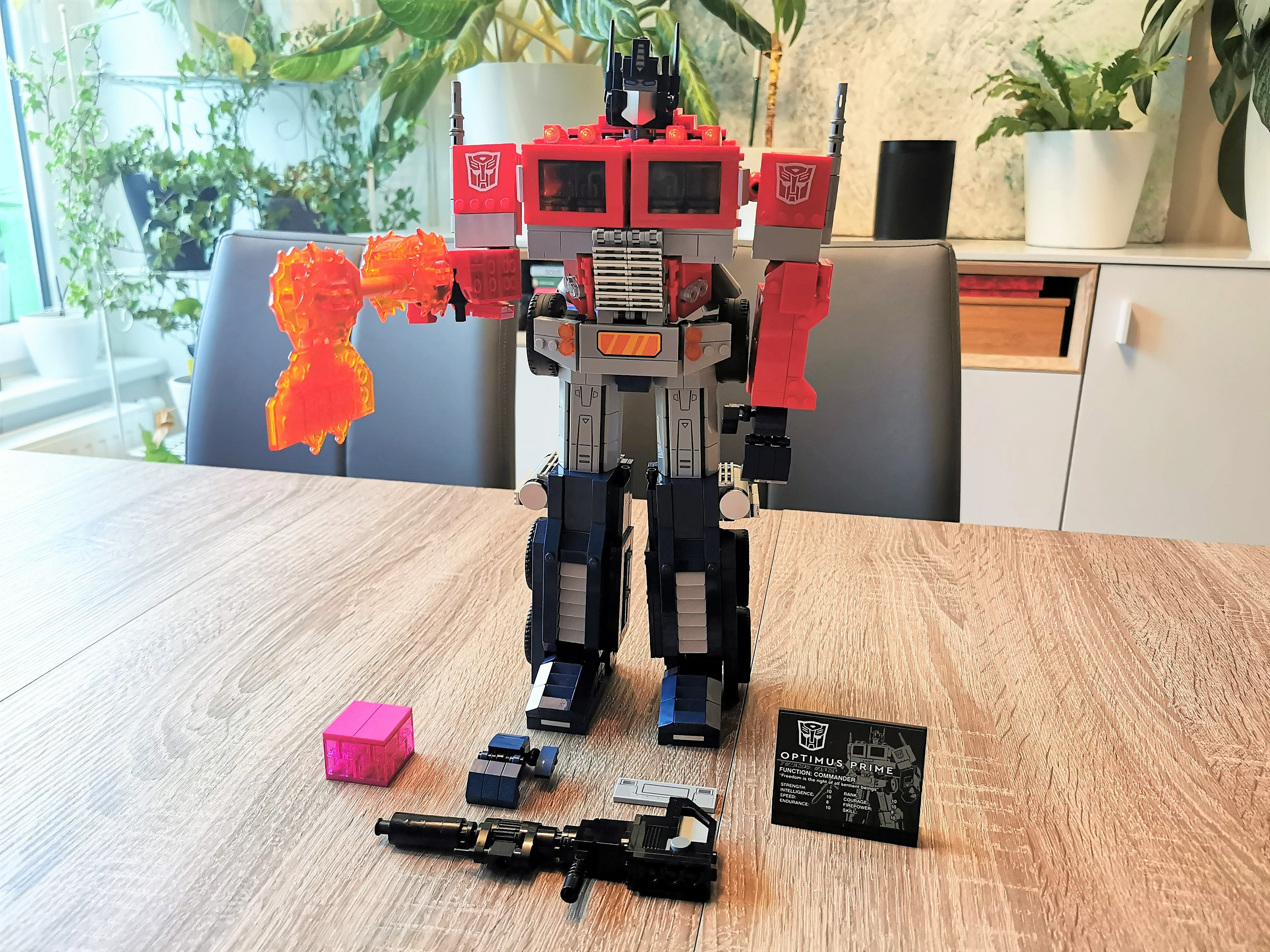 LEGO Optimus Prime im Test: Ein echter Transformer