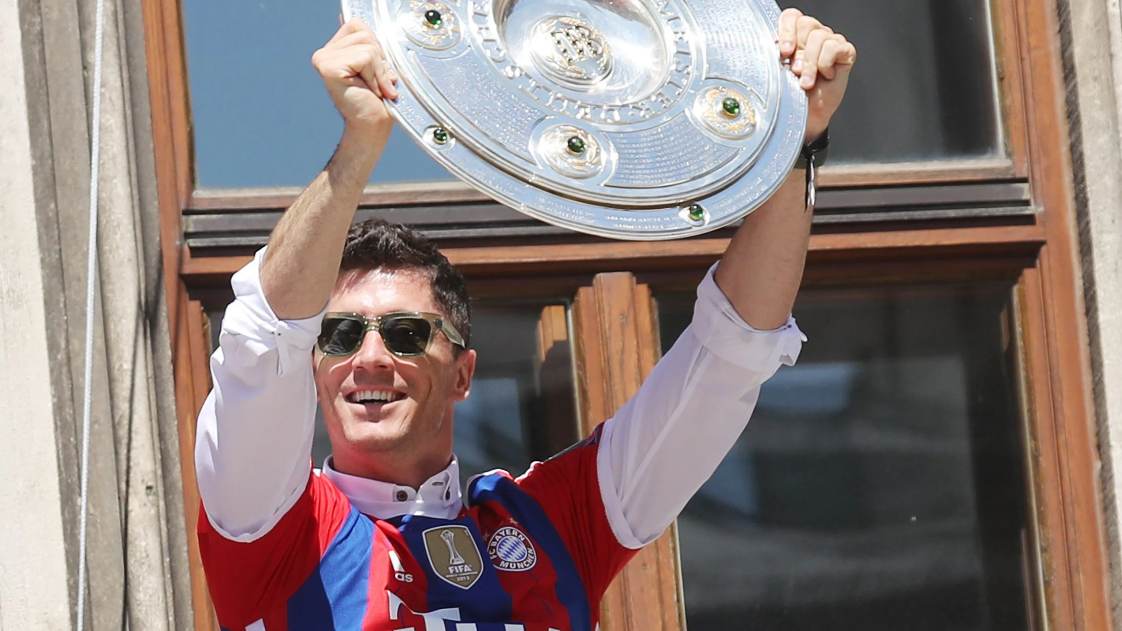 Robert Lewandowski Mitte Mai bei der Bayern-Meisterfeier auf dem Marienplatz in München.