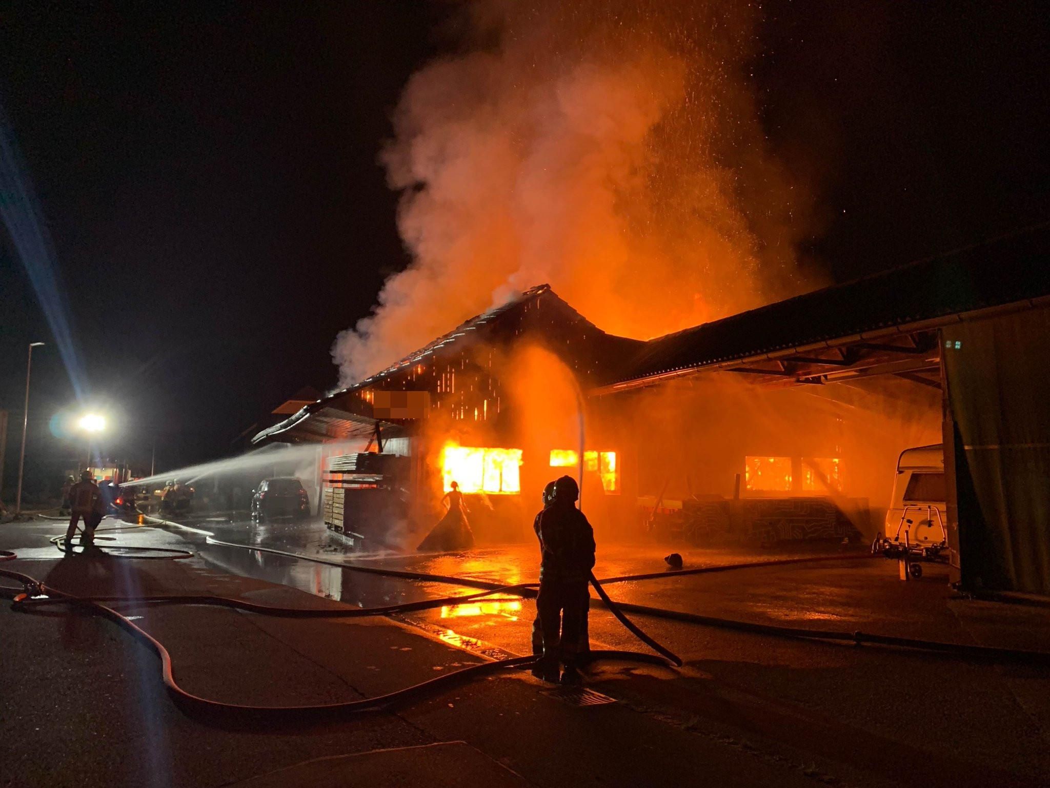 Die Polizei sucht nach wie vor Zeuginnen und Zeugen.