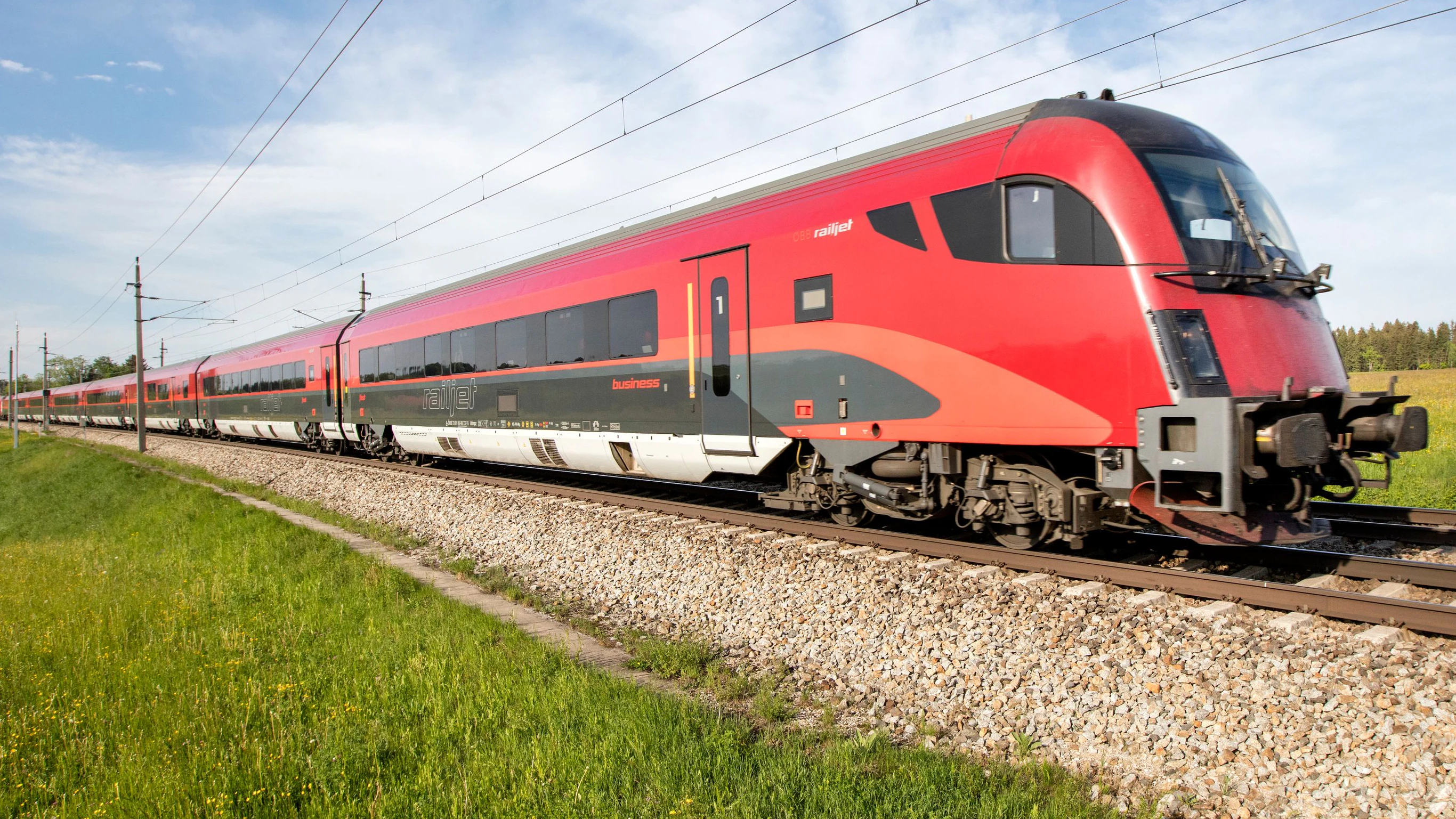 Heute.at - Nächster Railjet-Ärger! ÖBB-Fahrgäste müssen aussteigen