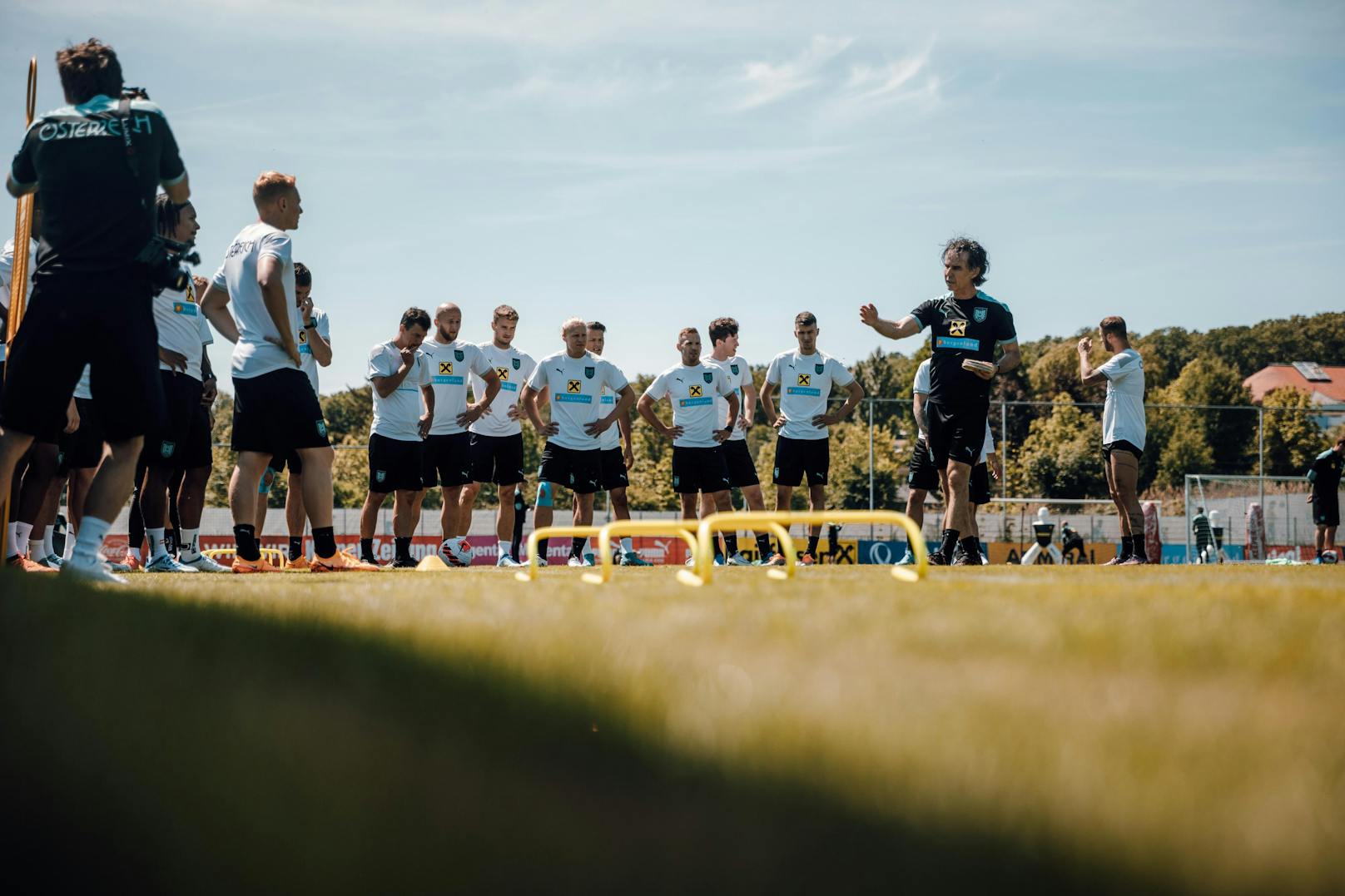 Die ÖFB-Stars bereiten sich in Bad Tatzmannsdorf auf die Nations League vor. Hier gibt's die besten Trainingsbilder:
