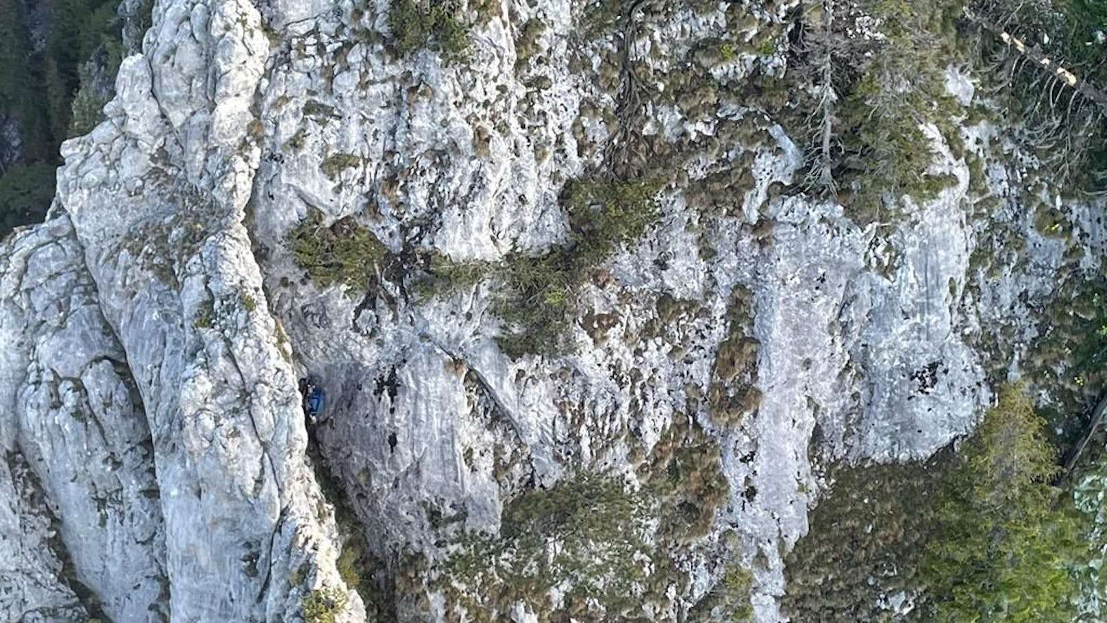Kletterer-Duo saß am Schneeberg fest