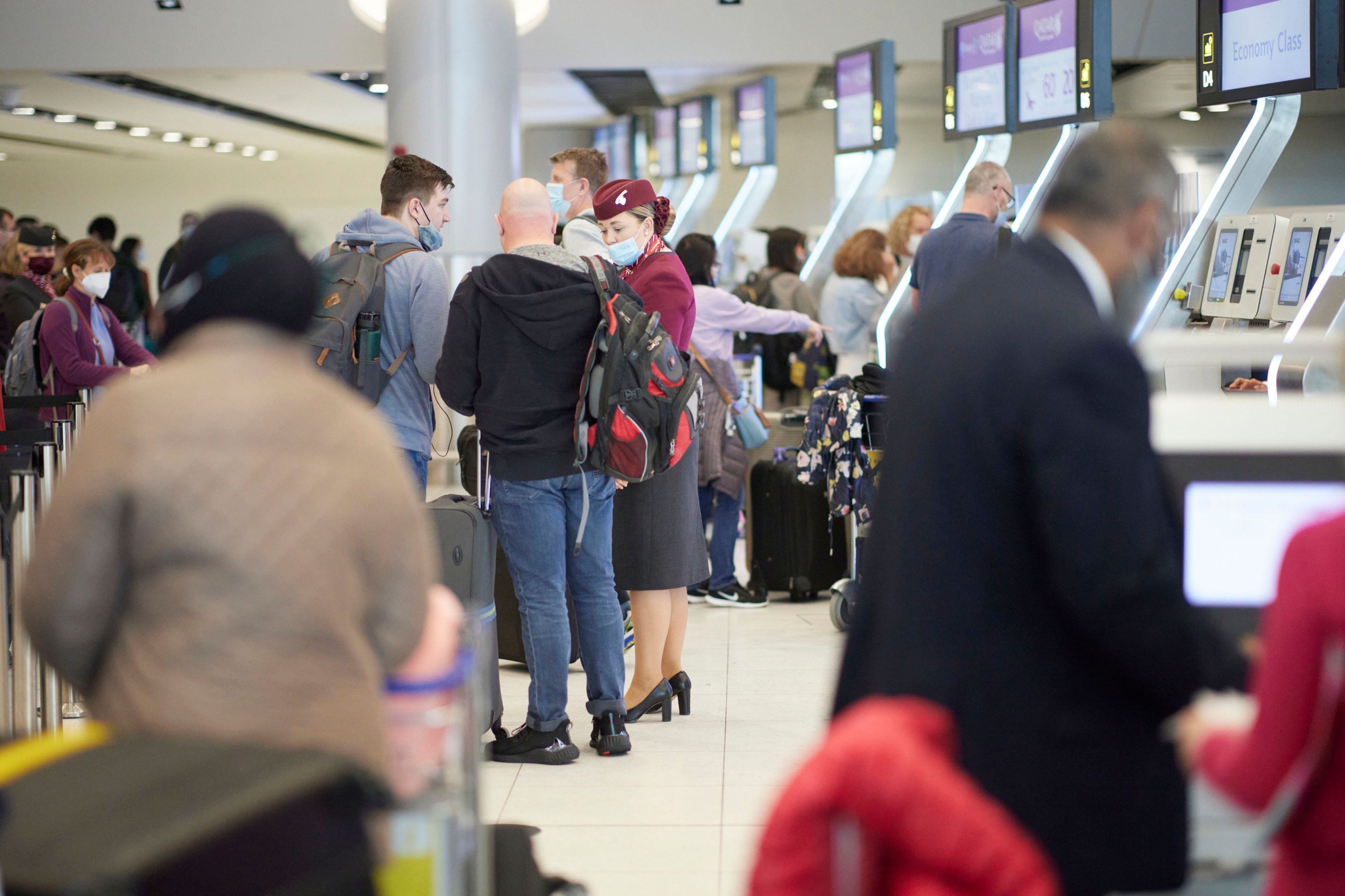 An den britischen Flughäfen kommt es zurzeit regelmässig zu Flugausfällen und grossen Verspätungen.