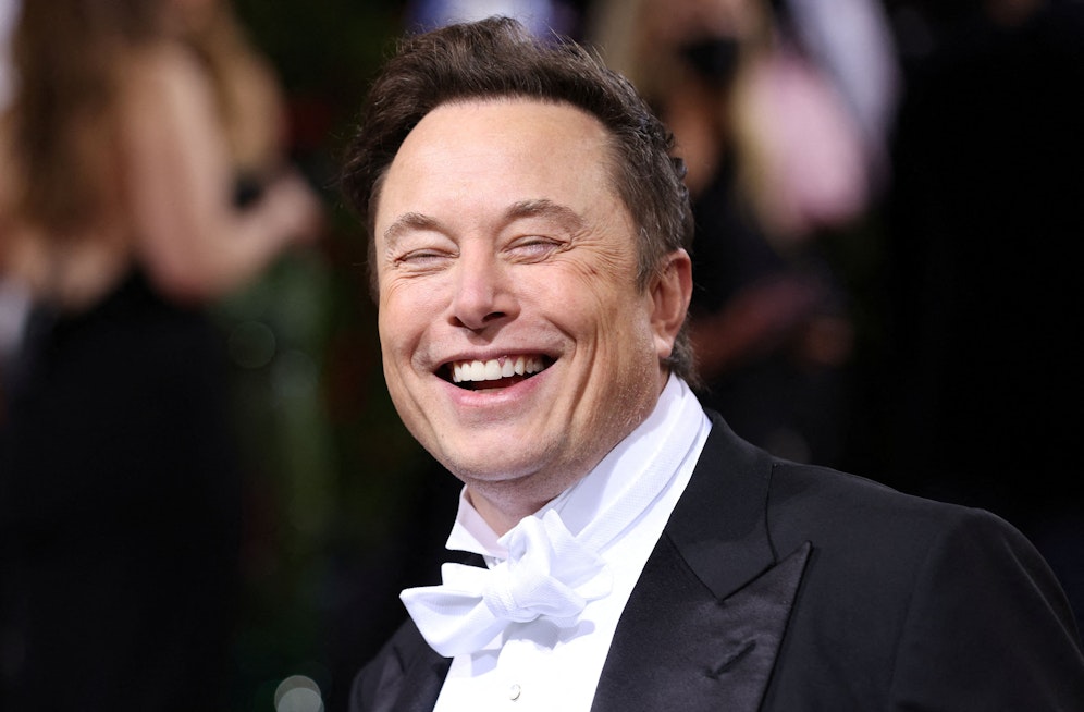 In einem internen Mail vom Dienstagabend hat Elon Musk alle Tesla-Mitarbeitenden zurück ins Büro befohlen. 