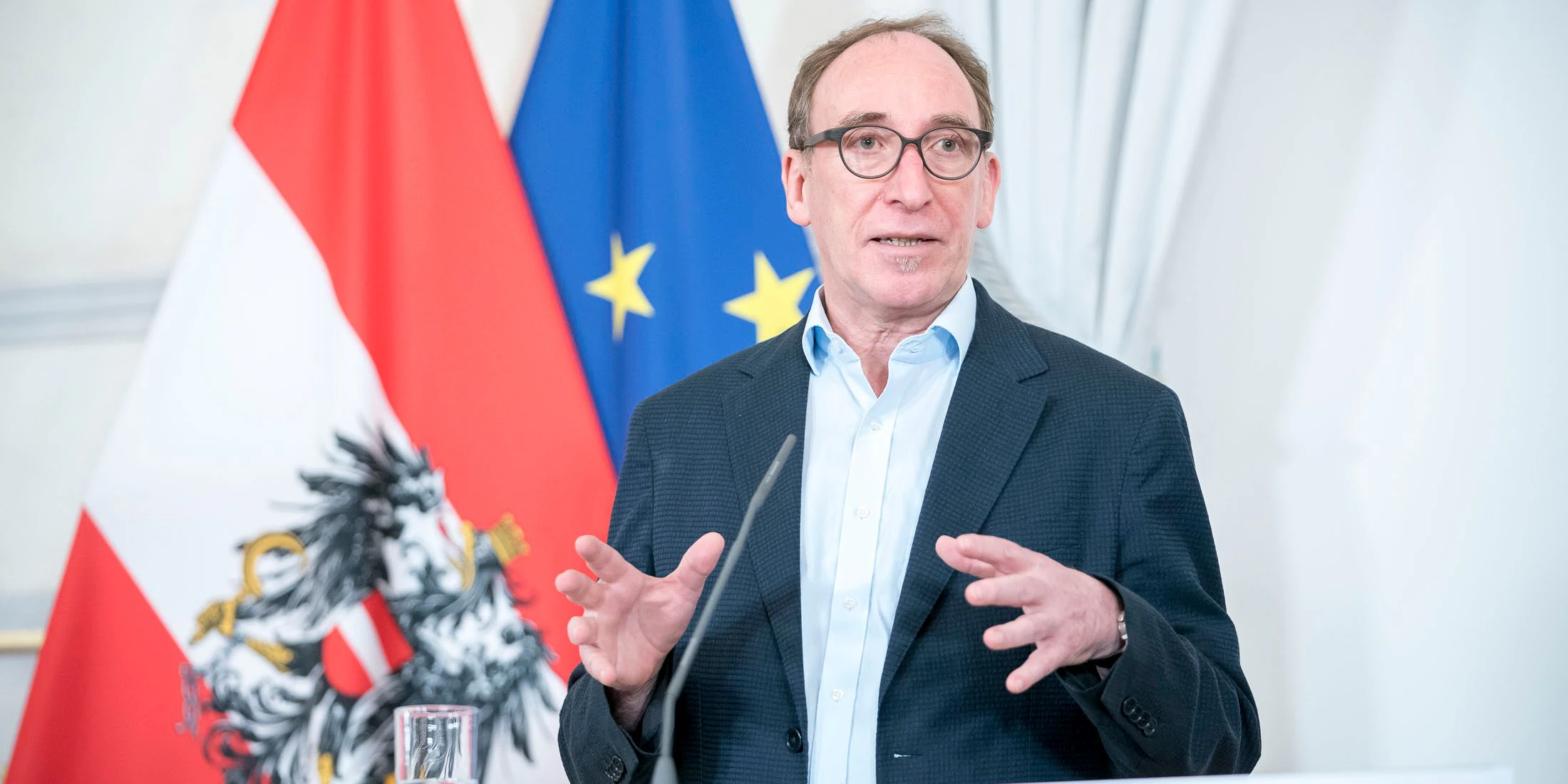 Das Maßnahmenpaket gegen die Teuerung wird sich noch vergrößern müssen, sagt Johannes Rauch.