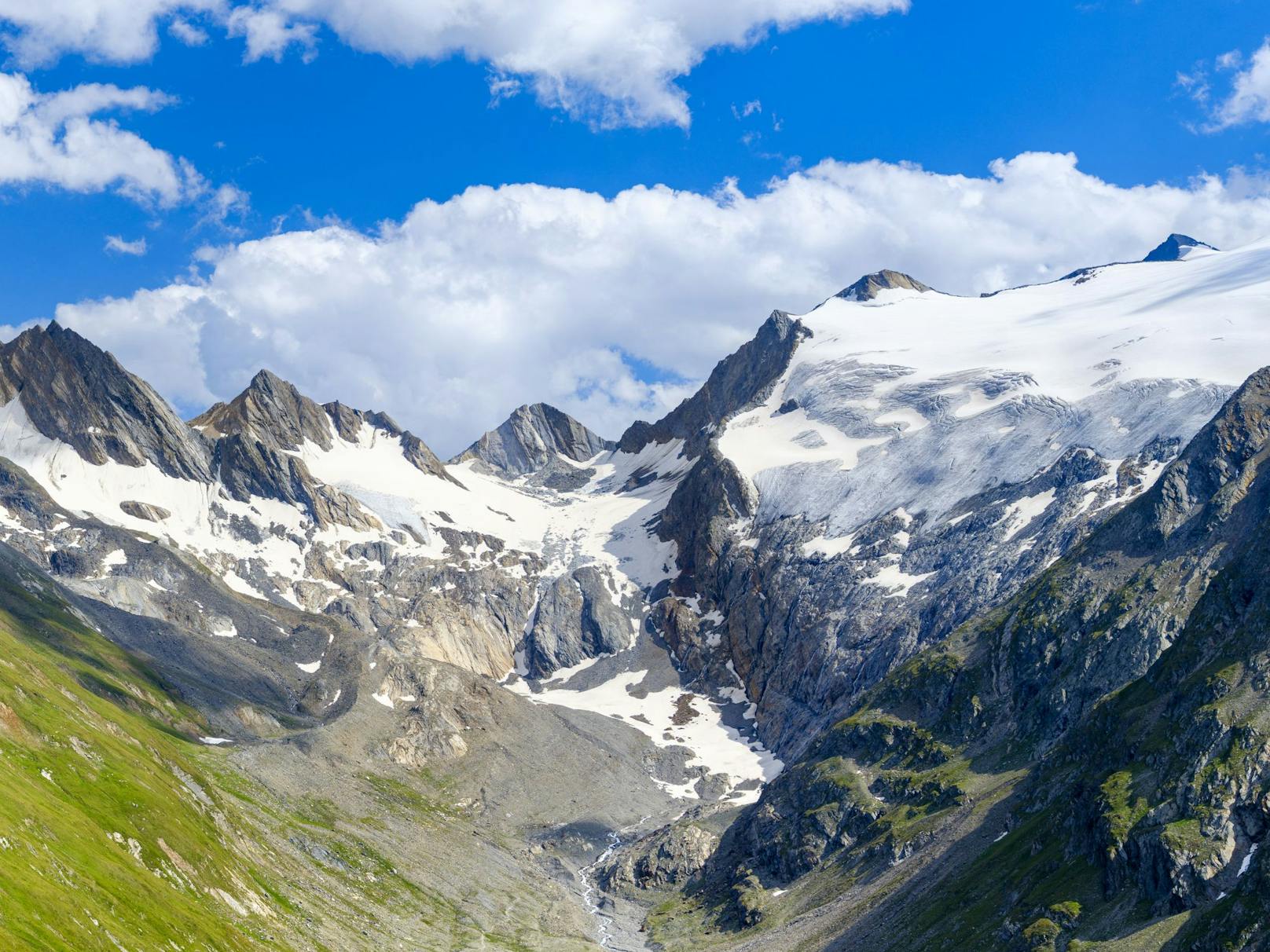 Im Alpenraum sind die Temperaturen in den vergangenen 120 Jahren um knapp zwei Grad Celsius gestiegen – beinahe doppelt so viel wie im globalen Durchschnitt. Und sie werden noch mehr steigen.