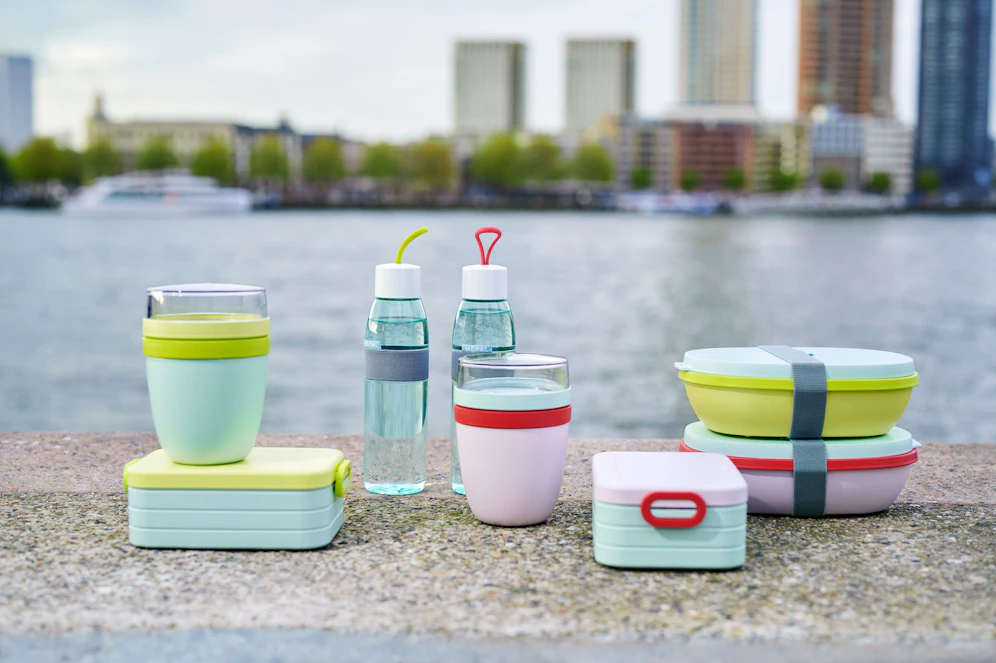 Mepal Vibe ist die neue limitierte Edition Kollektion und besteht aus&nbsp;100% aus recycelbarem Kunststoff.&nbsp;
