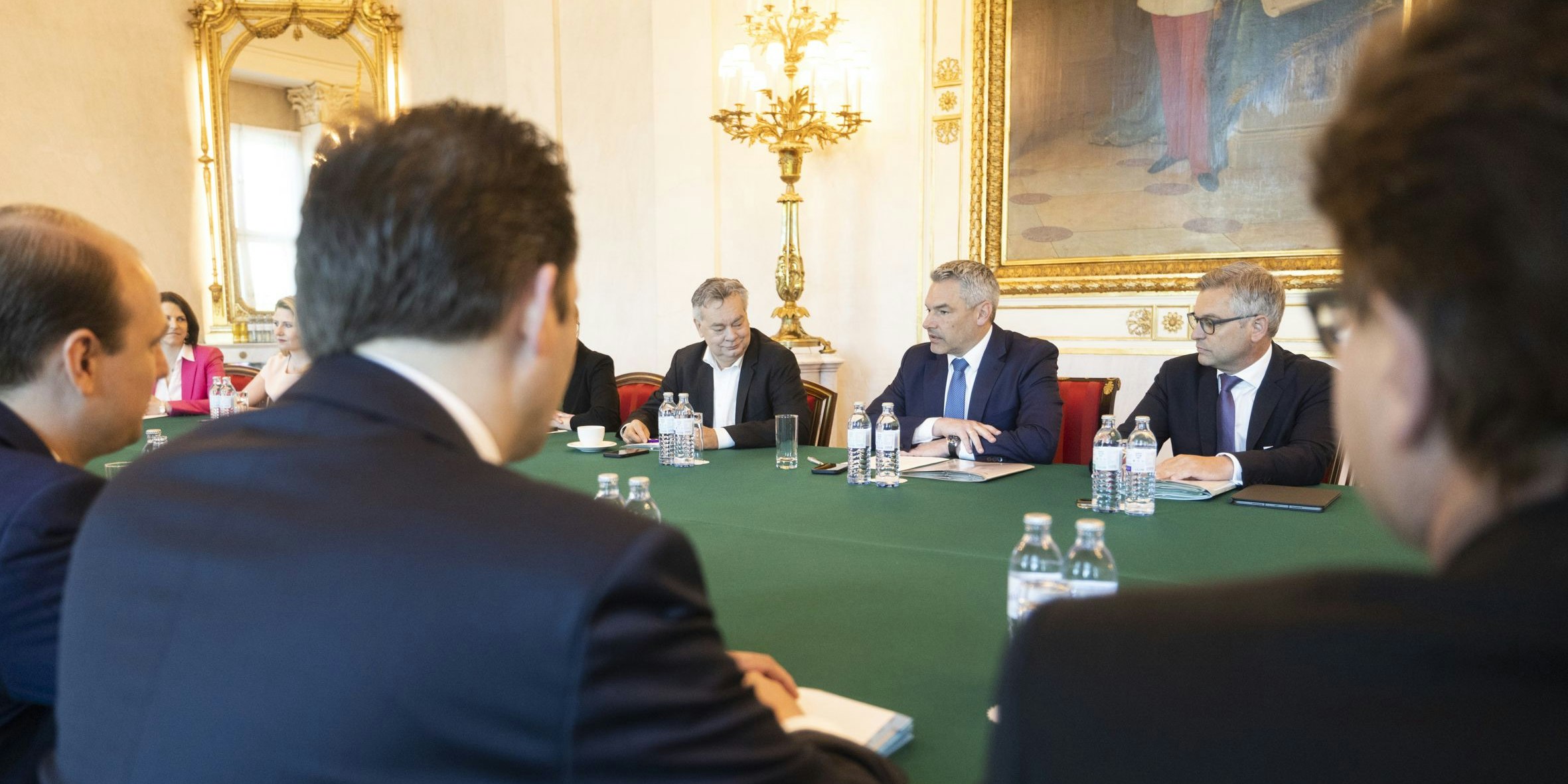 Ministerrat im Bundeskanzleramt (Archivfoto). Derzeit laufen Regierungsverhandlung zu einem neuen Anti-Teuerungspaket.