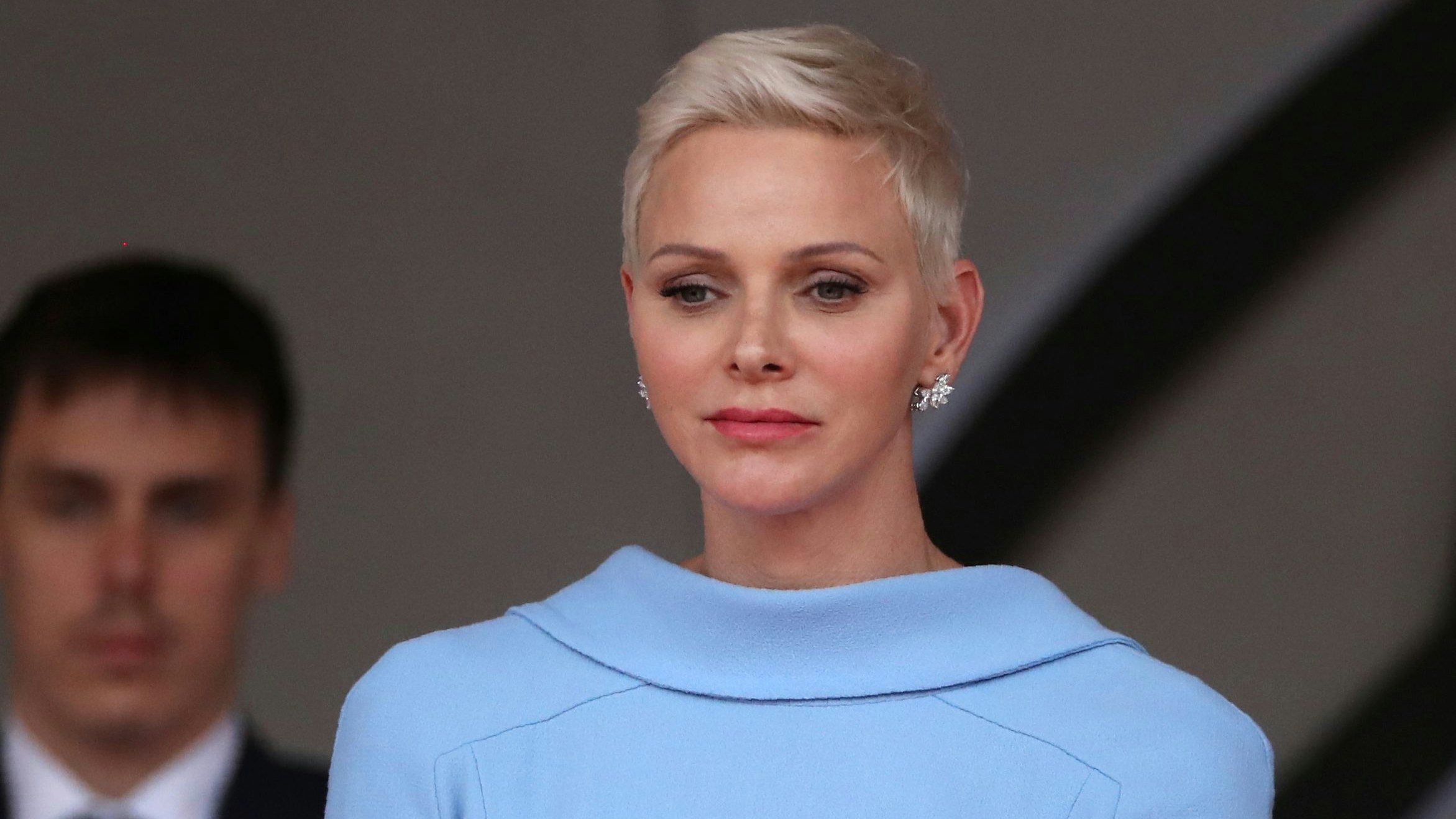 Download von www.picturedesk.com am 04.06.2022 (22:04).  Princess Charlene stands on the podium after the Monaco Formula One Grand Prix, at the Monaco racetrack, in Monaco, Sunday, May 29, 2022. (AP Photo/Daniel Cole) - 20220529_PD6939 - Rechteinfo: Rights Managed (RM)