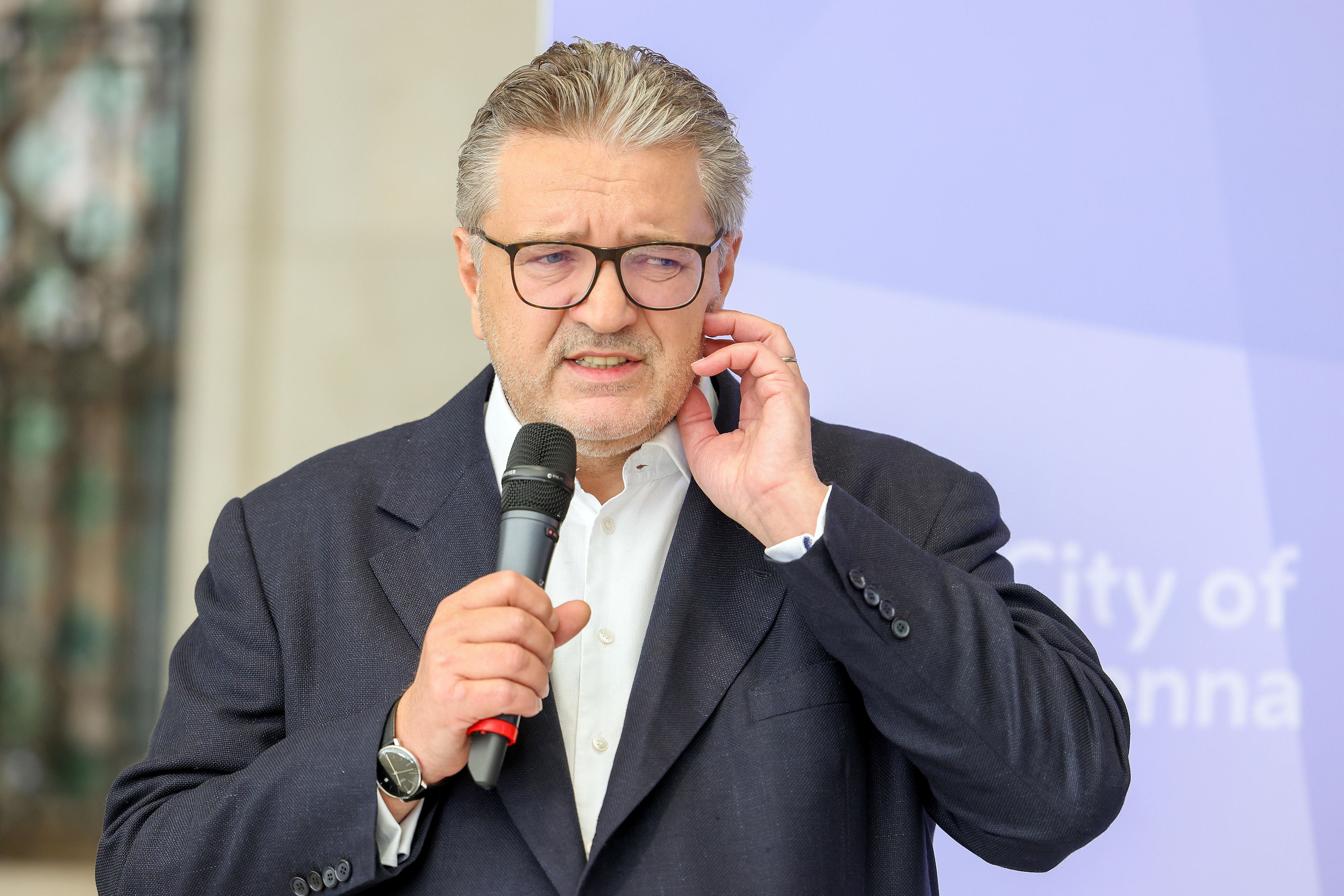 Sportstadtrat Peter Hacker (SP)