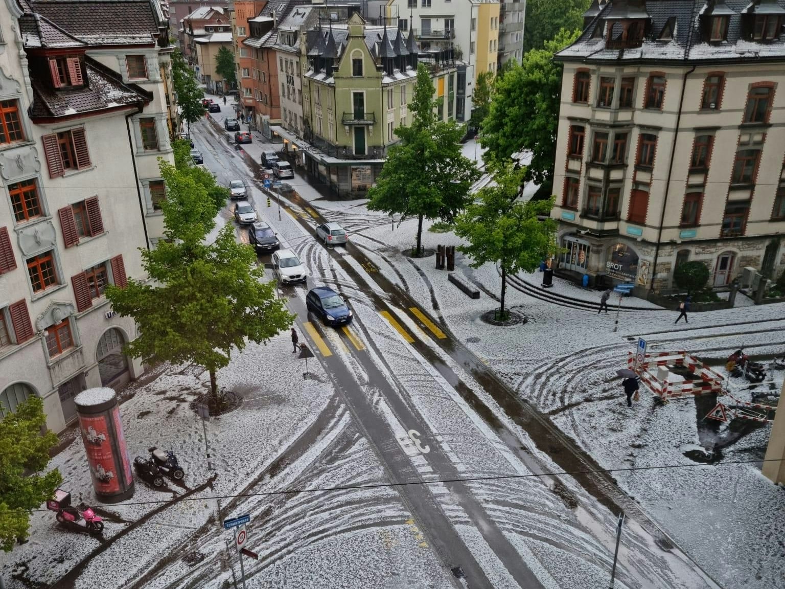 Über das gesamte Pfingstwochenende kommt es in der Schweiz zu heftigen Gewittern.