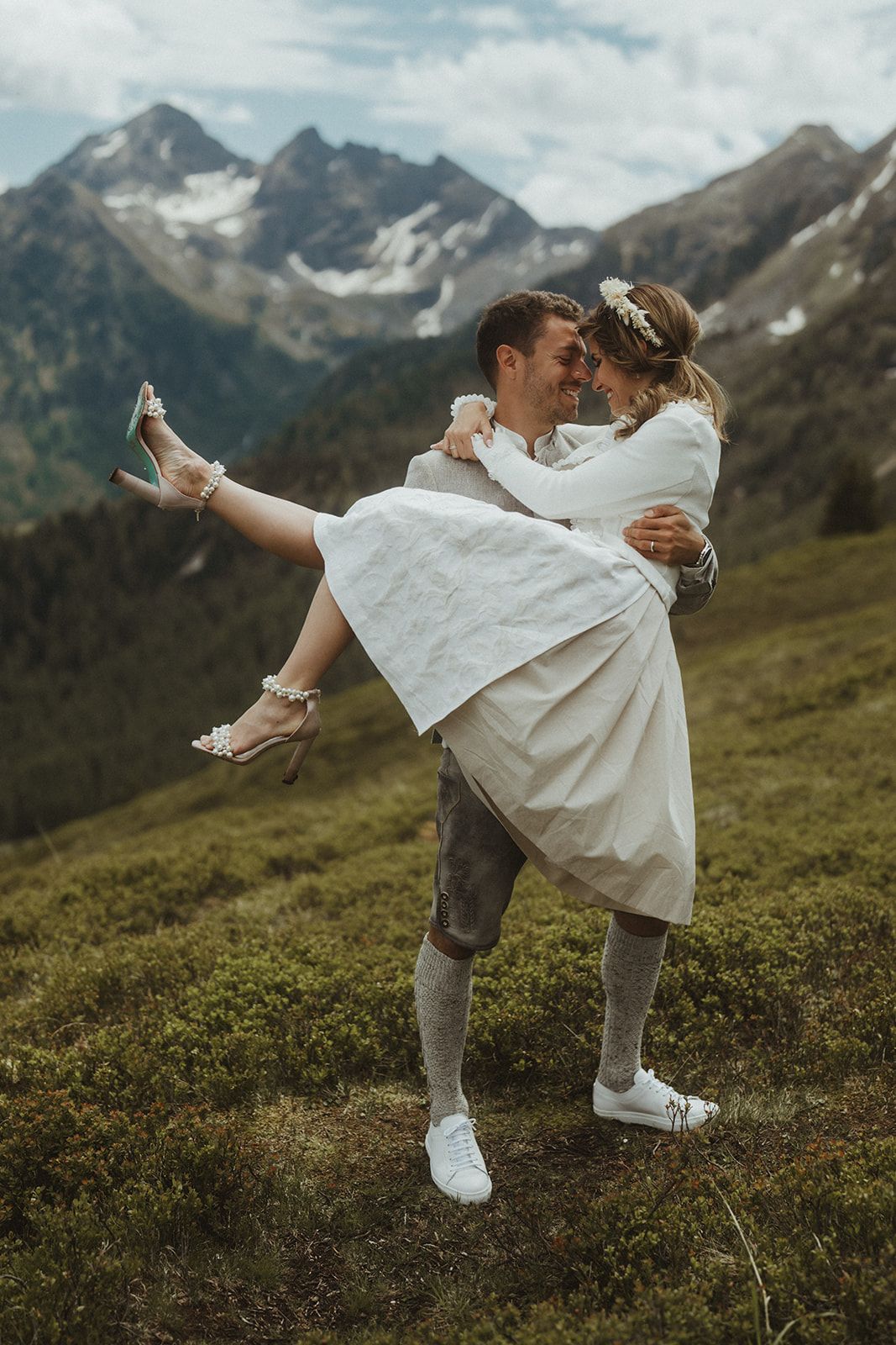 Kimberly Budinsky und Christoph Haas heirateten in den steirischen Bergen.