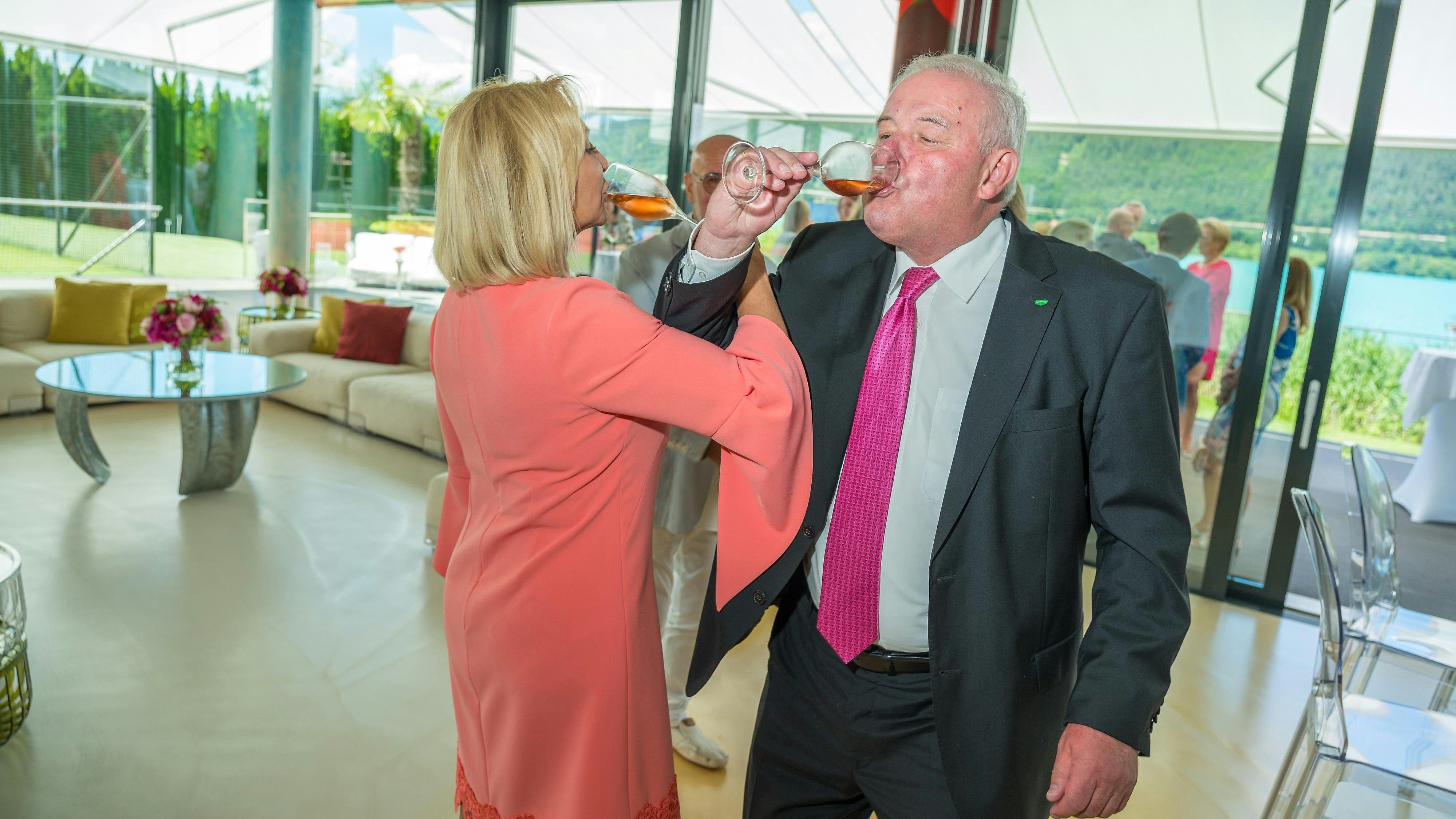 Zuerst die Arbeit, dann das Vergnügen: so zumindest bei Hermann Schützenhöfer und Ingrid Flick.