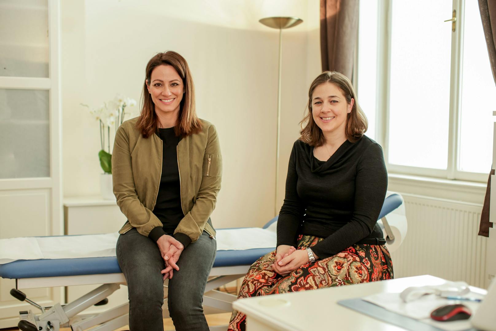 Lisa Gadenstätter bei Dr. Johanna Brix. Die Auswirkungen des Experiments wurden sogar in den Langzeitzuckerwerten von Gadenstätter sichtbar.