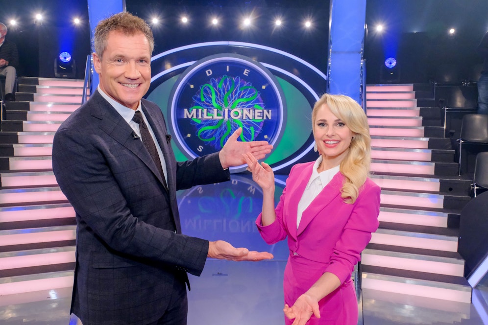 Armin Assinger und Silvia Schneider begeben sich zusammen auf eine Tour.