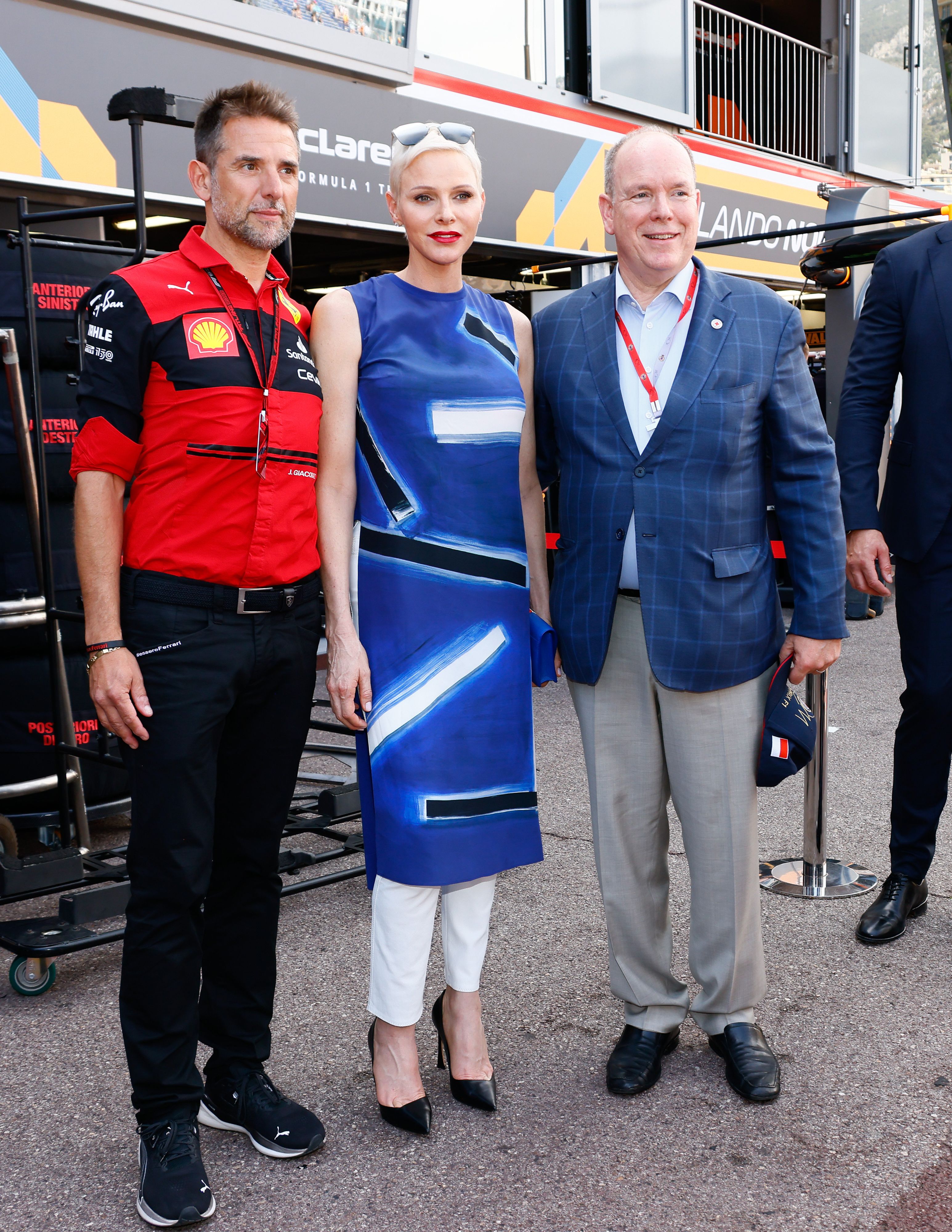 Die Fürstin ist wieder zurück in Monaco.