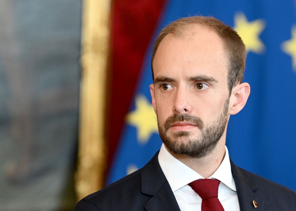 Florian Tursky, Staatssekretär für Digitalisierung und Telekommunikation im Finanzministerium, begrüßt den Ladekabel-Entscheid.