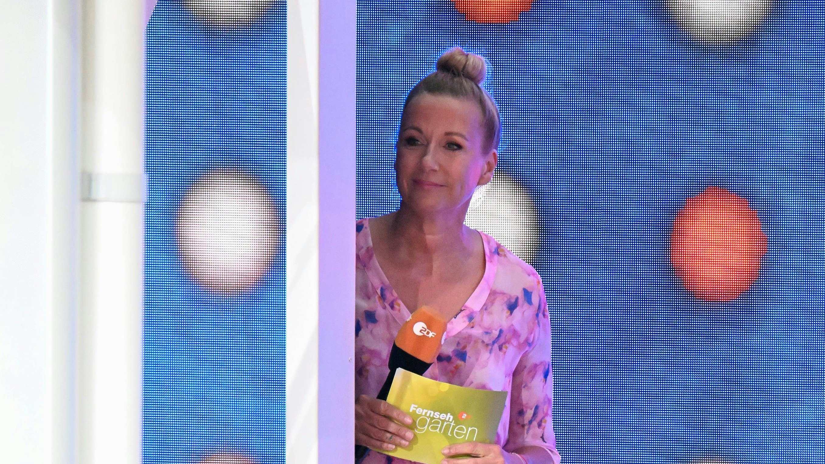 Andrea Kiewel im Fernsehgarten.