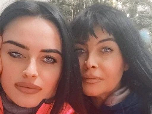 Karolina (l.) und ihre Mutter Iryna Perlifon wollten im Februar aus Charkiw flüchten.